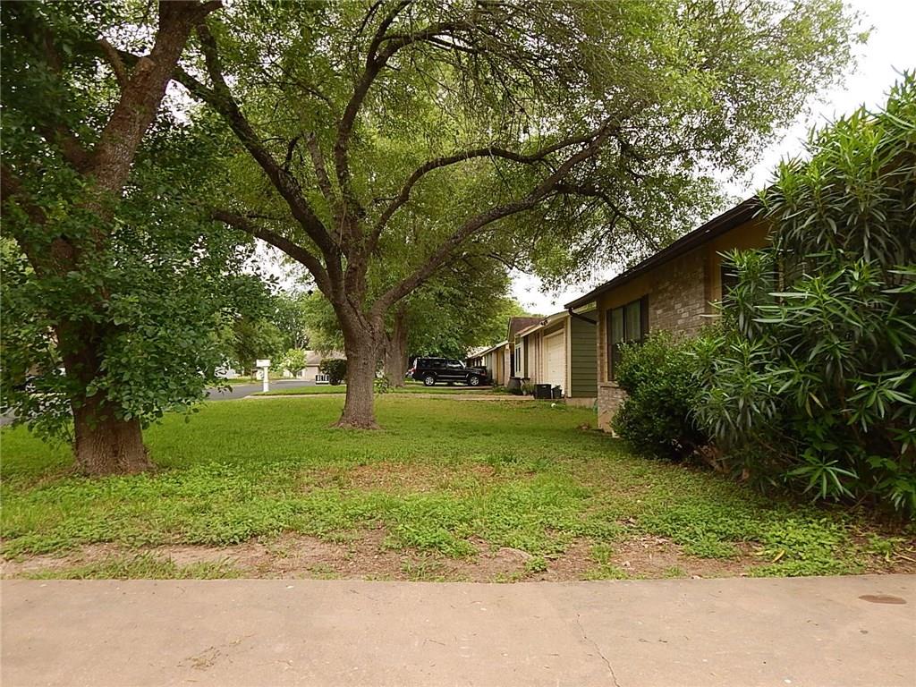 6206 Boxcar Run Property Photo 3