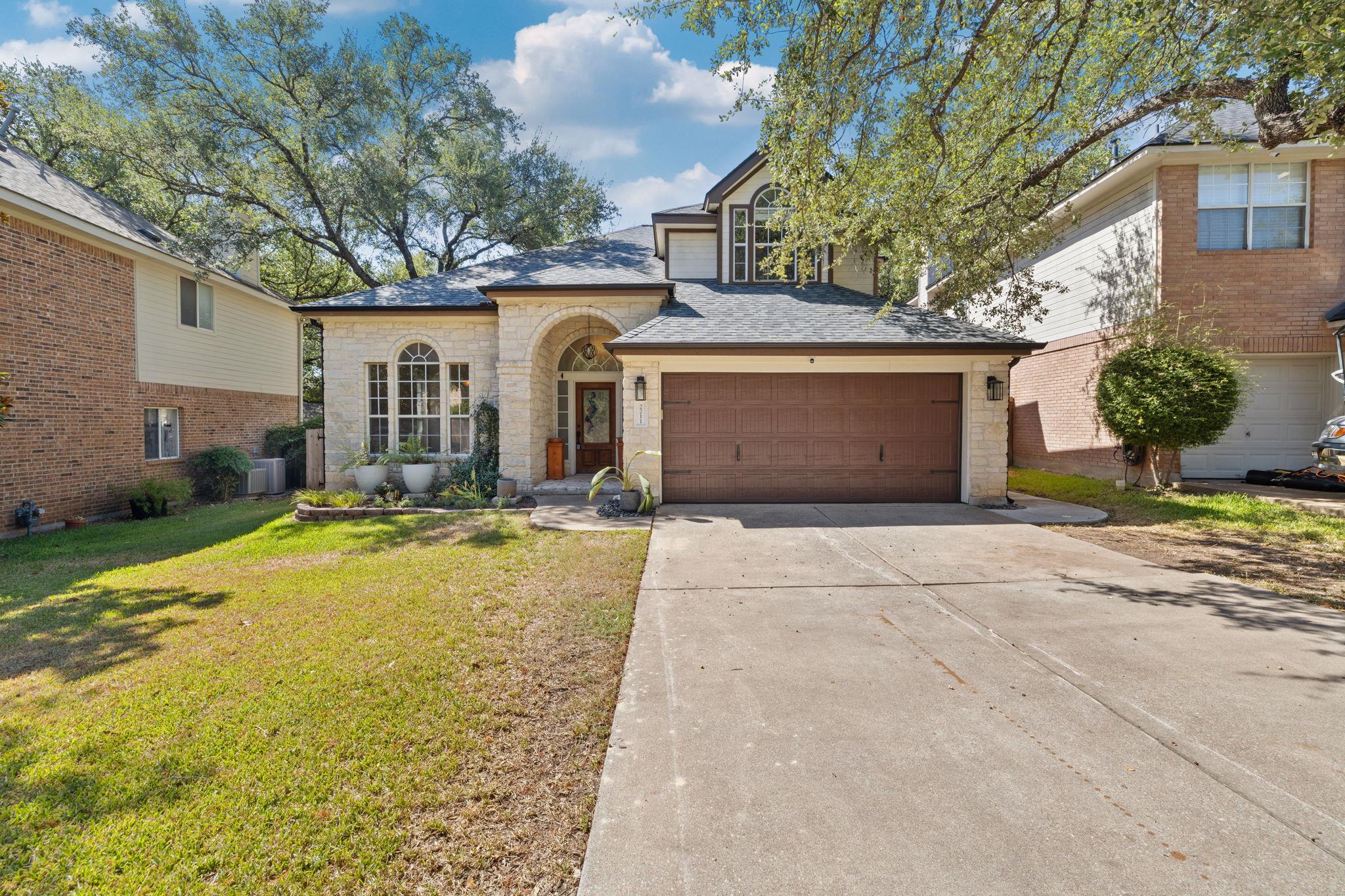 2211 Spring Hollow Path Property Photo 1