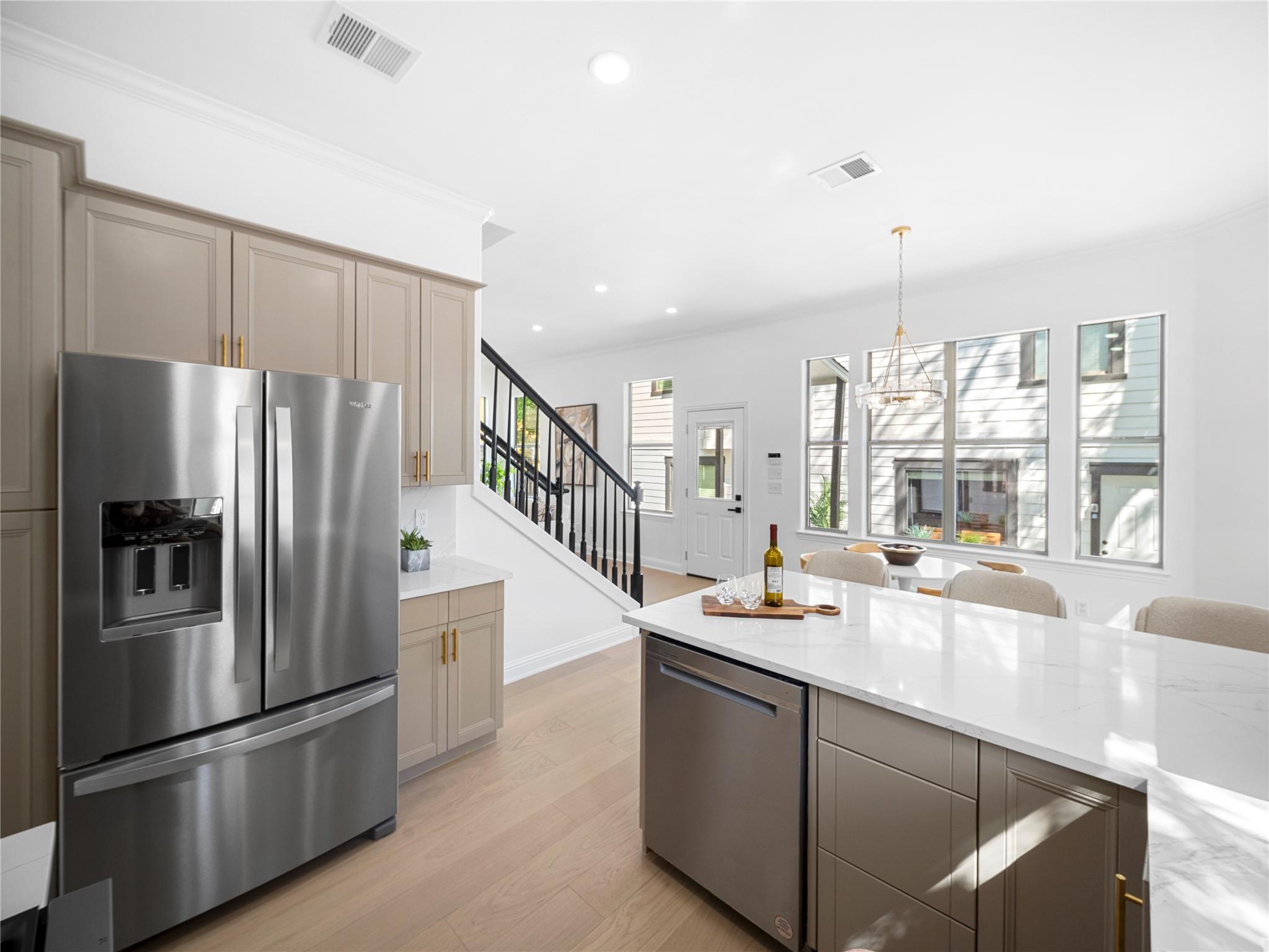 5209 Evans Ave Ave #a & B Property Photo 6