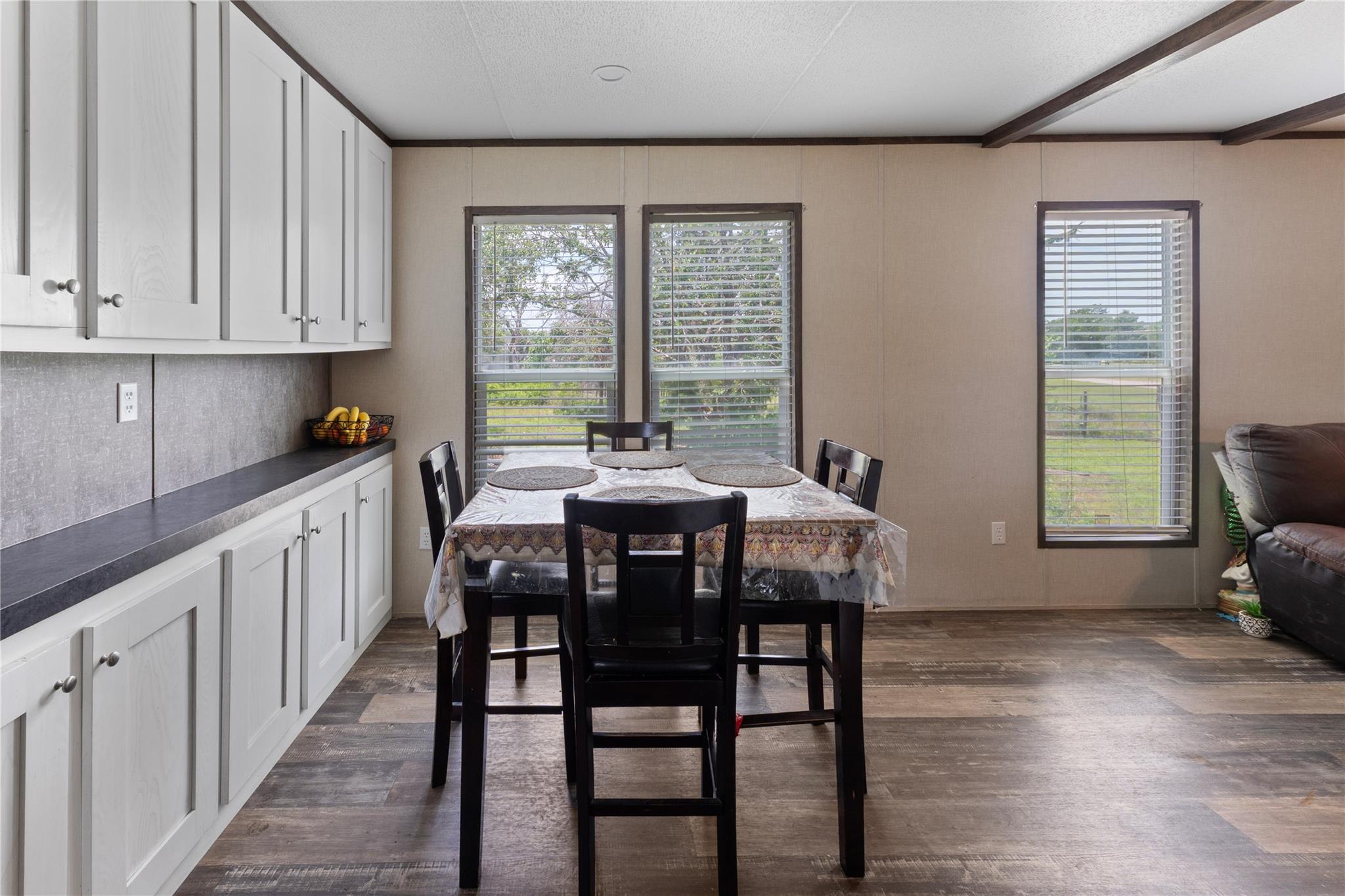 109 Hibiscus Cv Property Photo 7