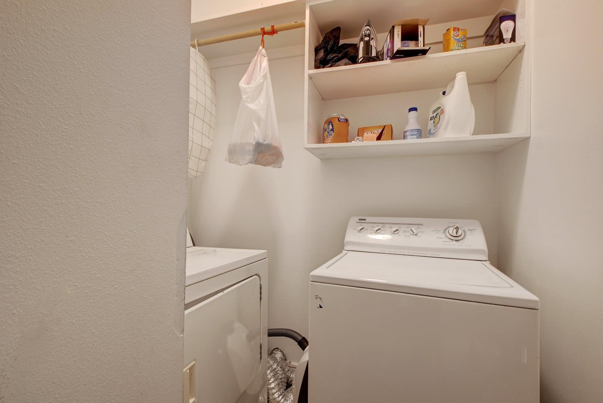 616 W 35th St #b Property Photo 29
