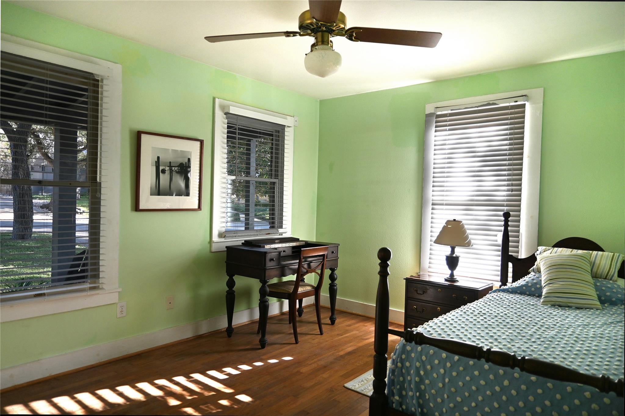 4708 Shoalwood Ave Property Photo 11