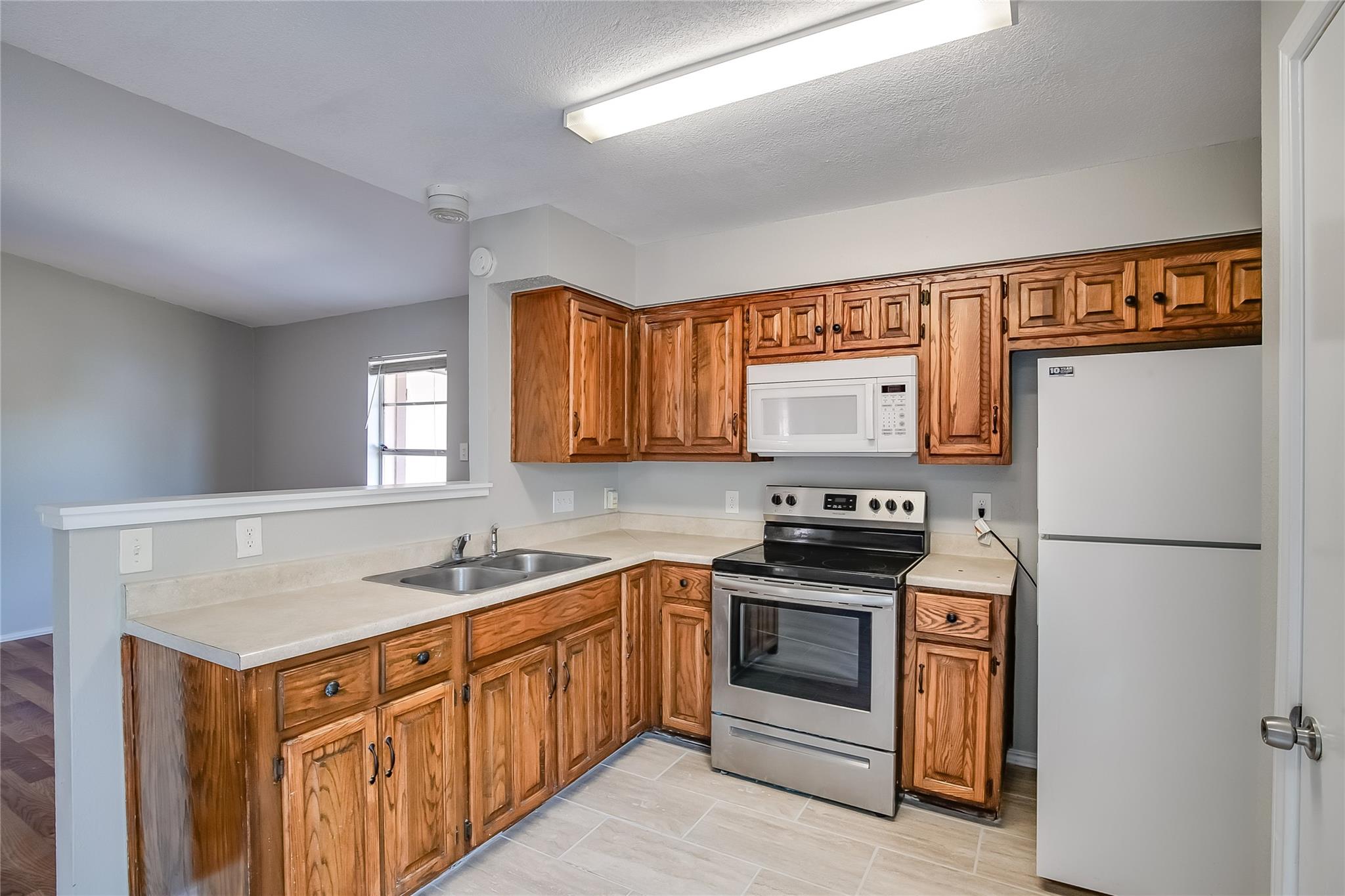 8419 Riverstone Dr #c Property Photo 9