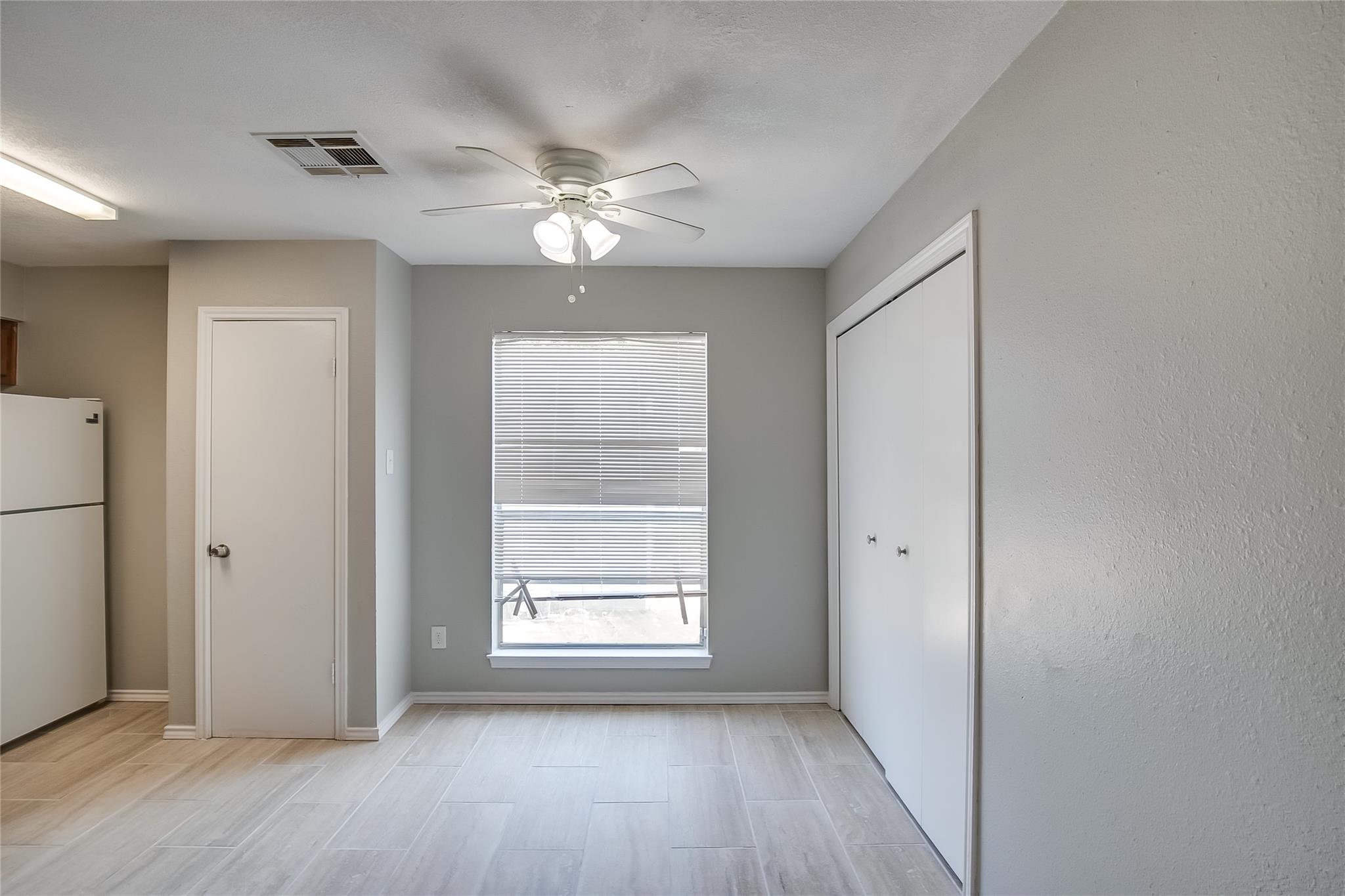 8419 Riverstone Dr #c Property Photo 10