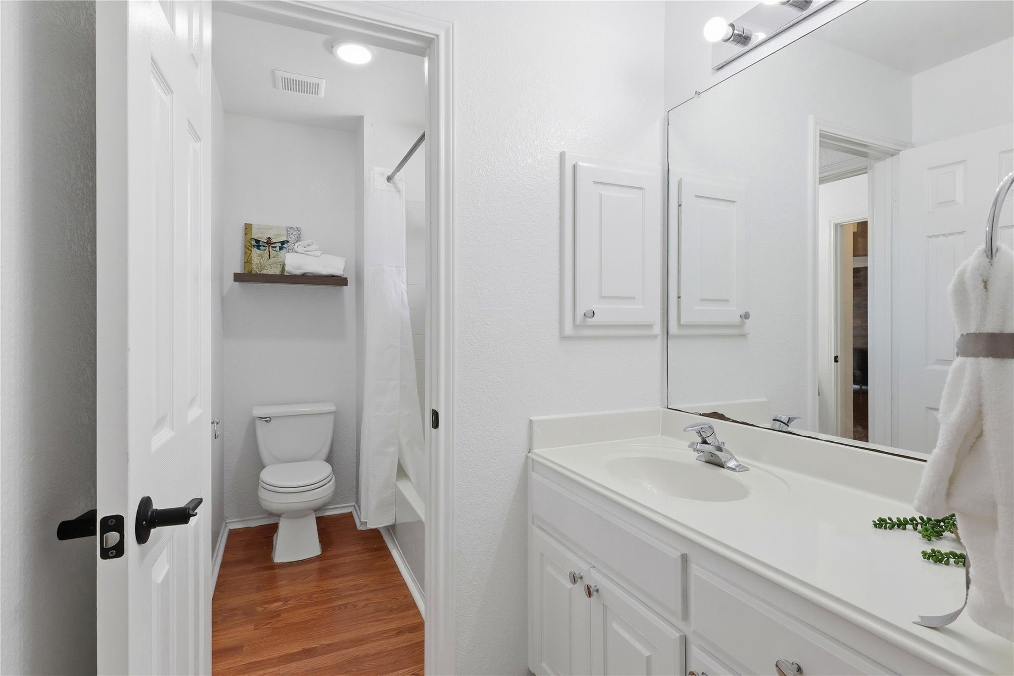 3207 Misty Oaks Way Property Photo 28