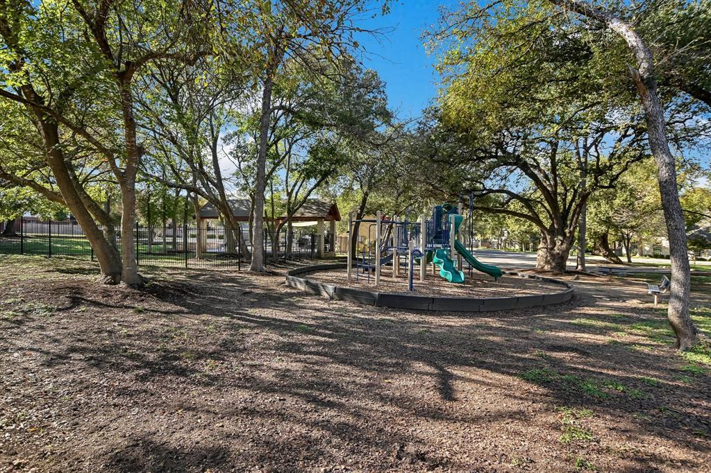 3207 Misty Oaks Way Property Photo 37