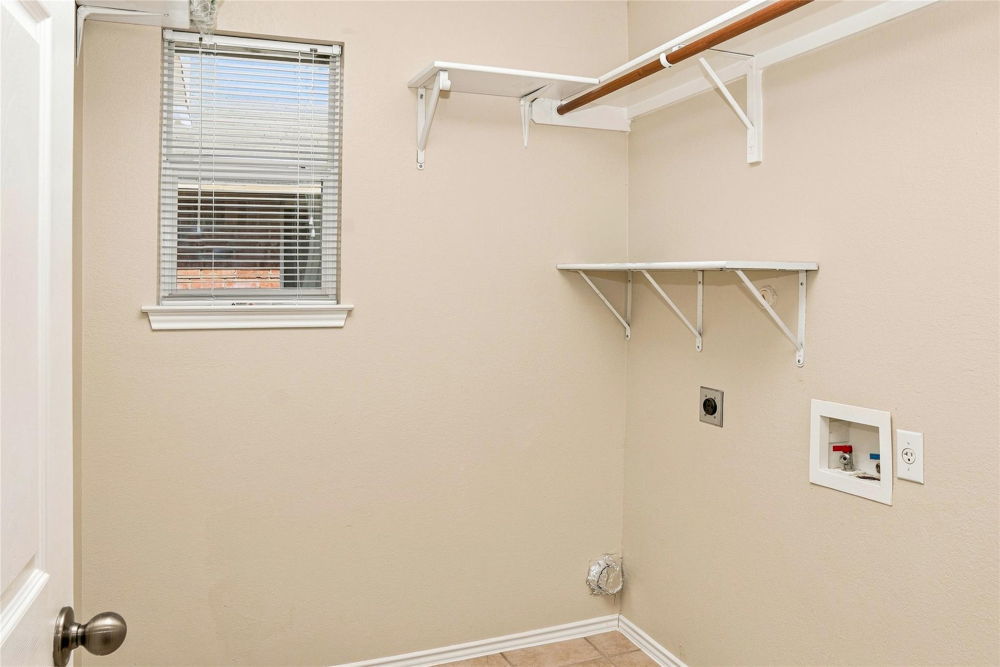 1817 Shaker Trl Property Photo 12