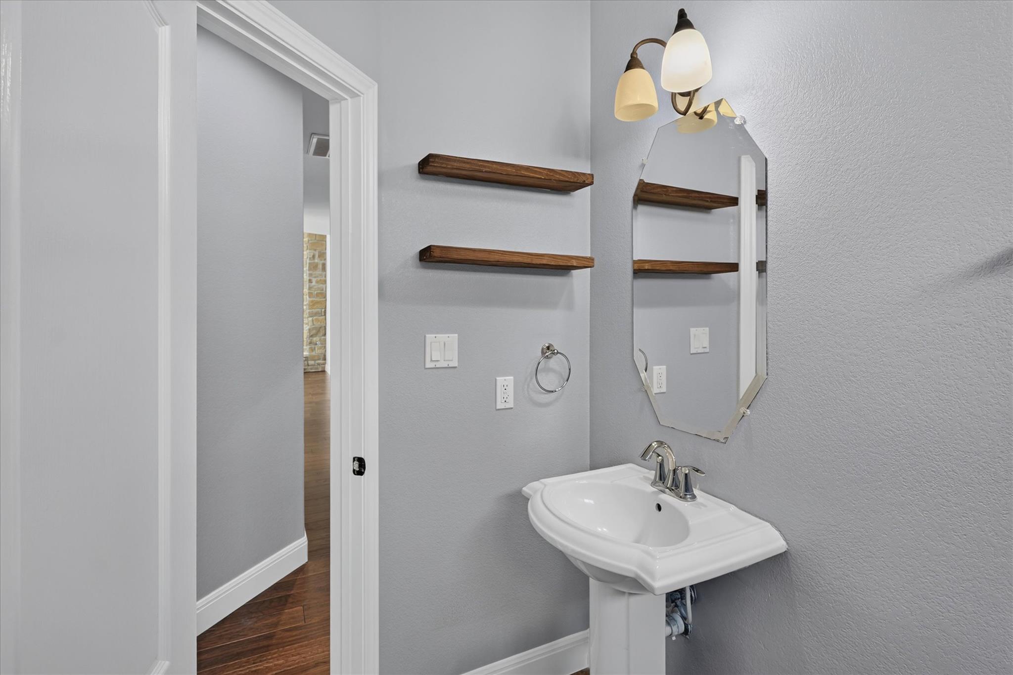 3010 Lombardi Way Property Photo 13