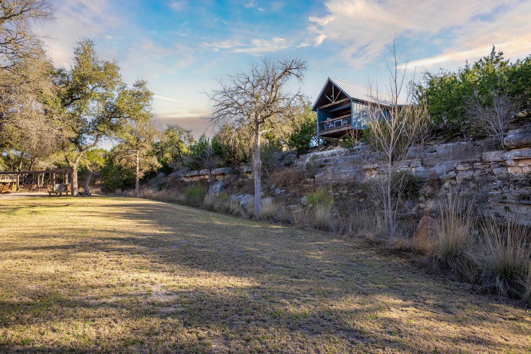 12665 Silver Creek Rd Property Photo 7