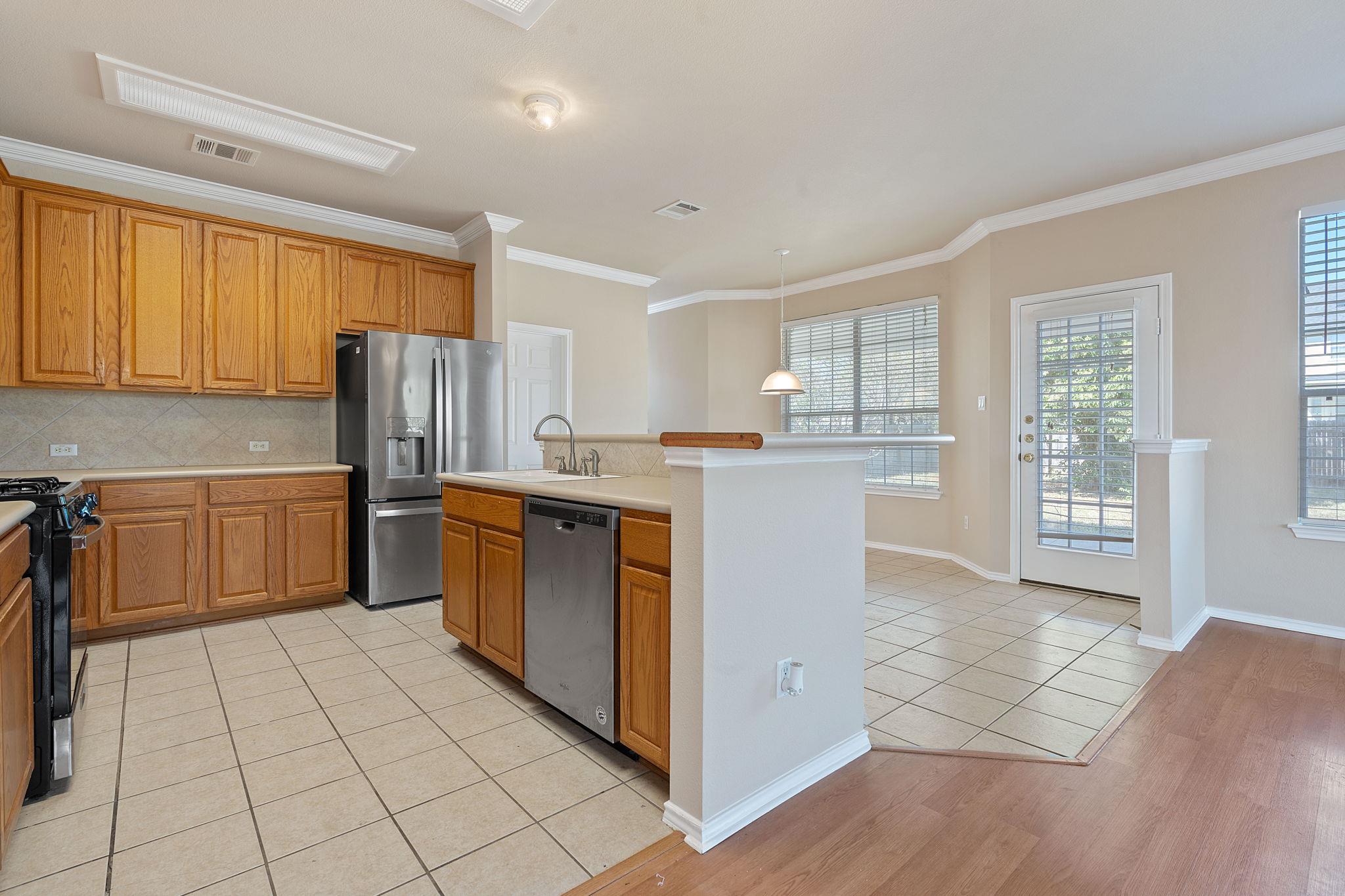 10808 Chippenhook Ct Property Photo 5