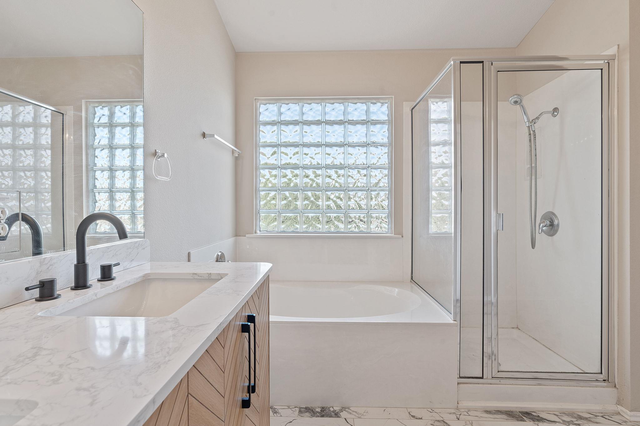 10808 Chippenhook Ct Property Photo 7