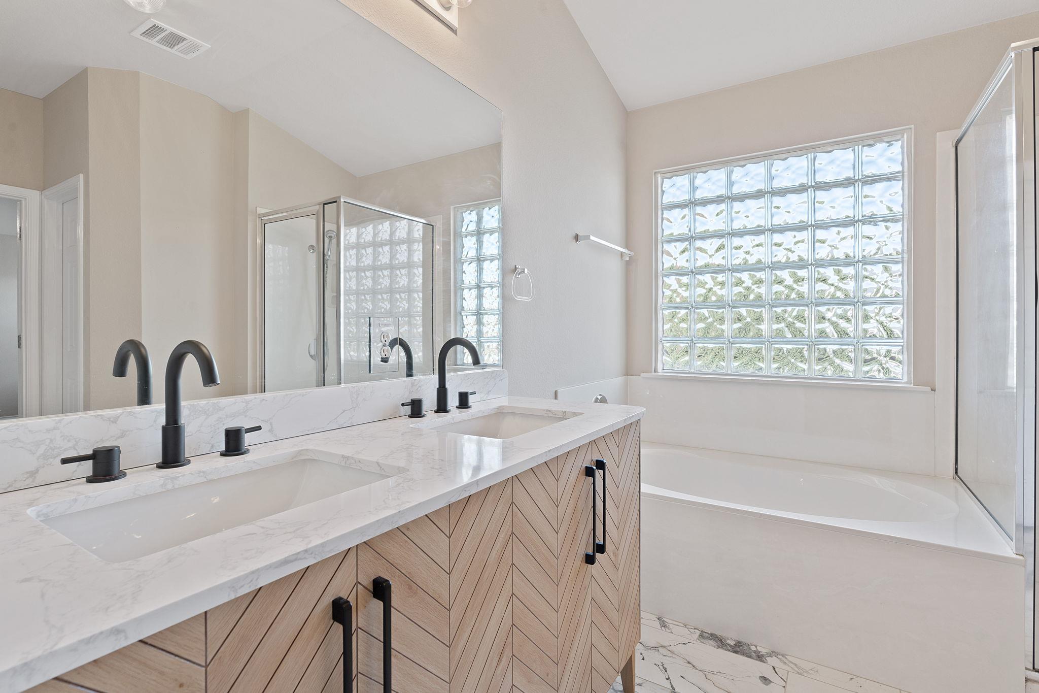 10808 Chippenhook Ct Property Photo 14