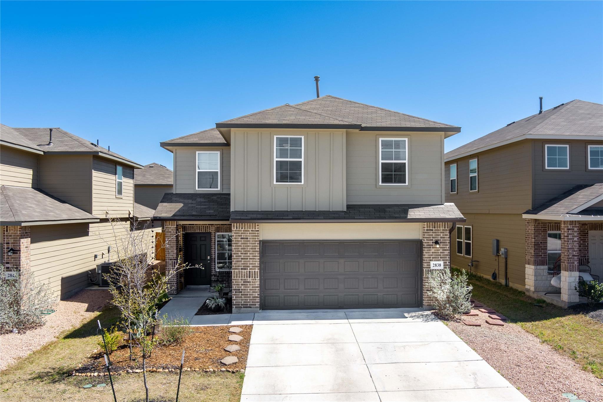 2838 Brogan Crk Property Photo