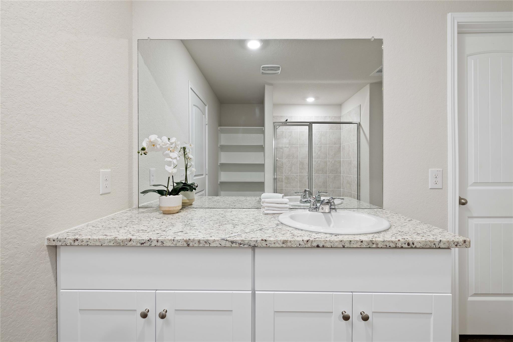 2838 Brogan Crk Property Photo 15