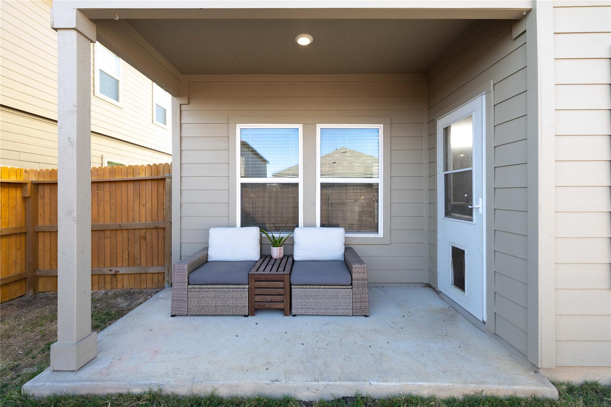 2838 Brogan Crk Property Photo 23