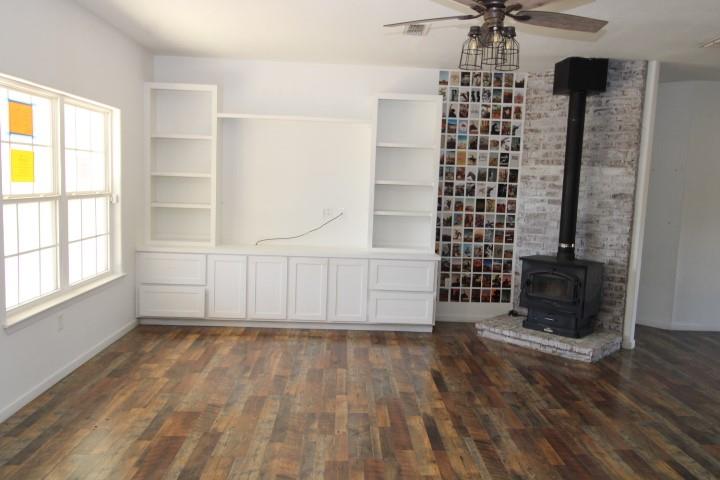 536 E Third St Property Photo 5