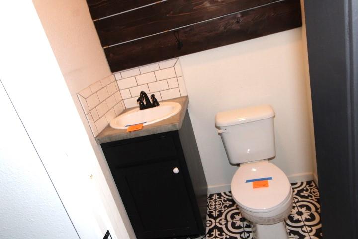 536 E Third St Property Photo 16