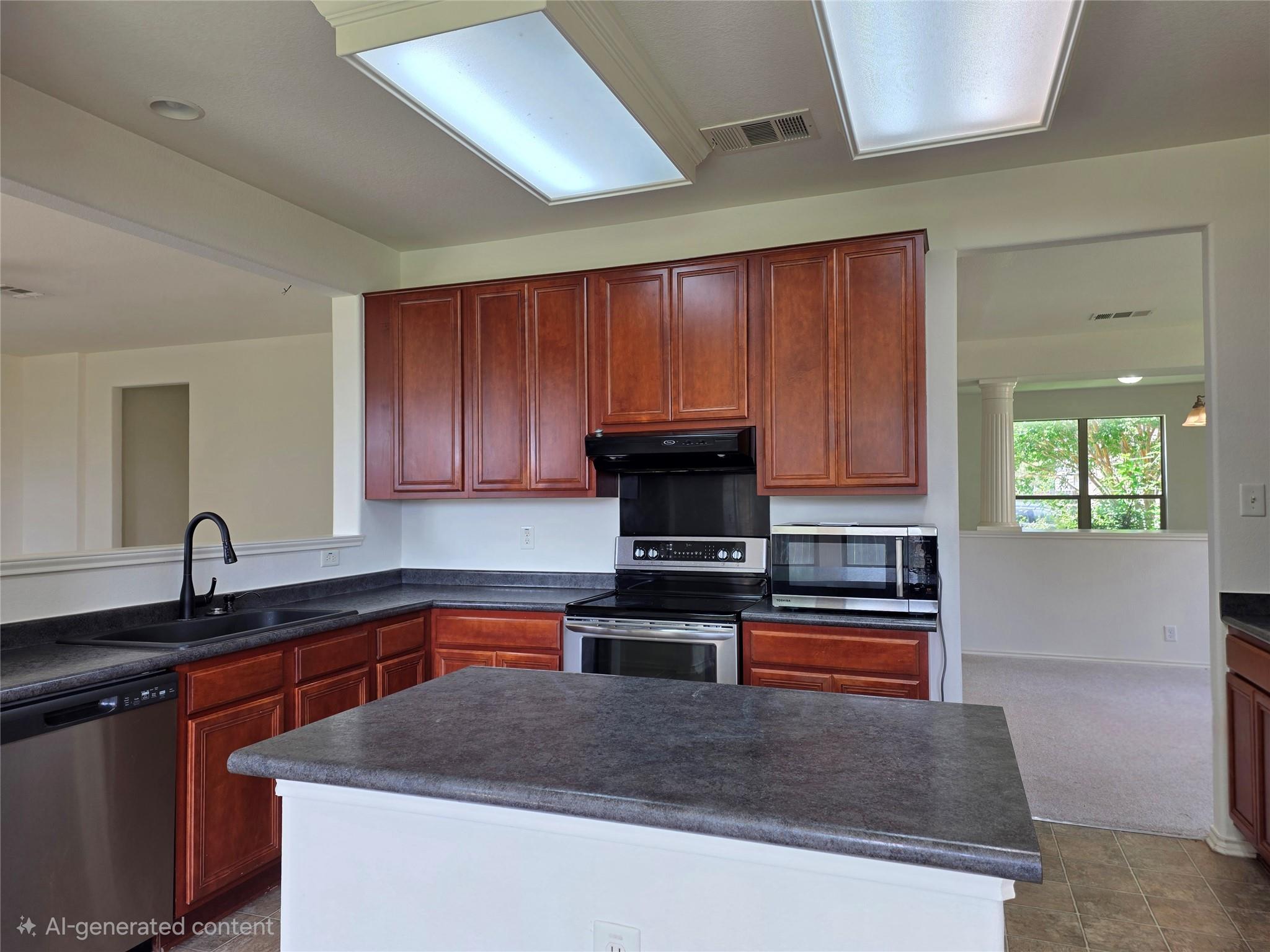 160 Mistletoe Ln Property Photo 7