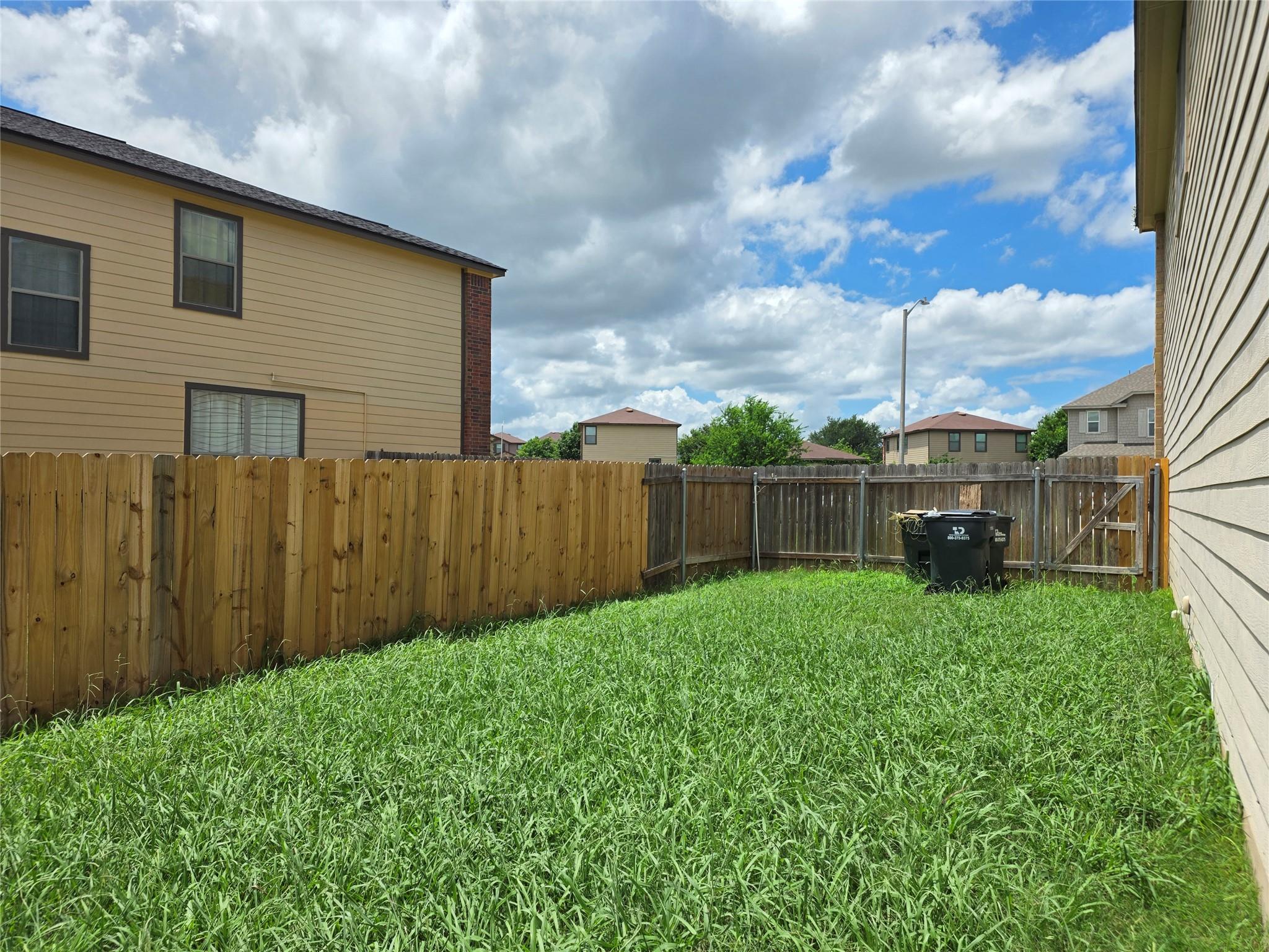 160 Mistletoe Ln Property Photo 28