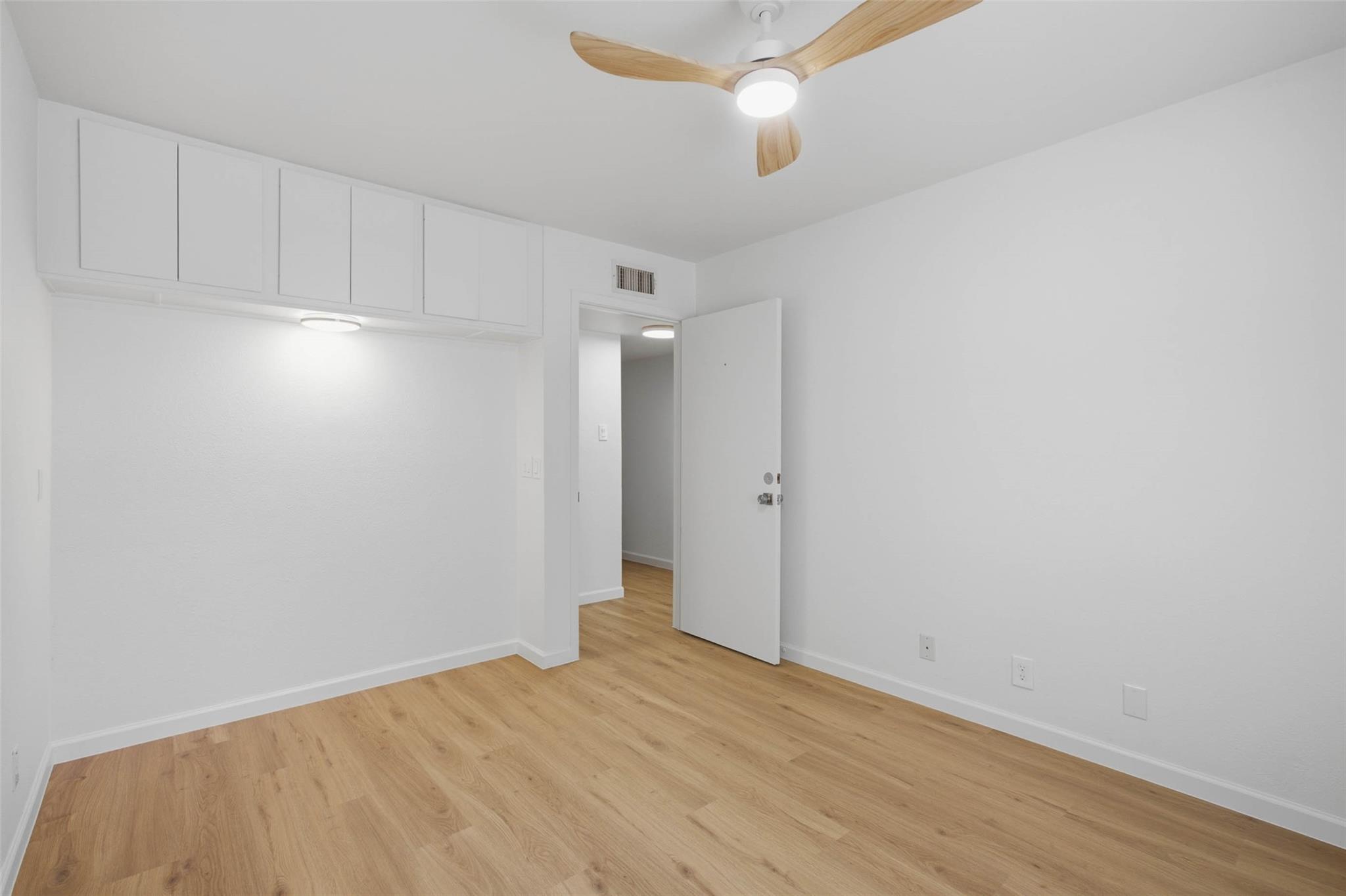 300 Crockett St #119 Property Photo 20