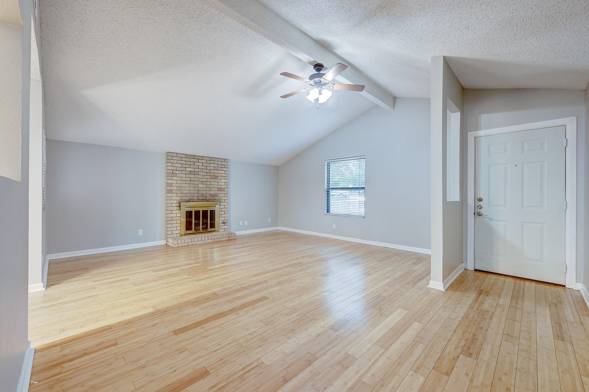 6300 Capriola Dr Property Photo 4