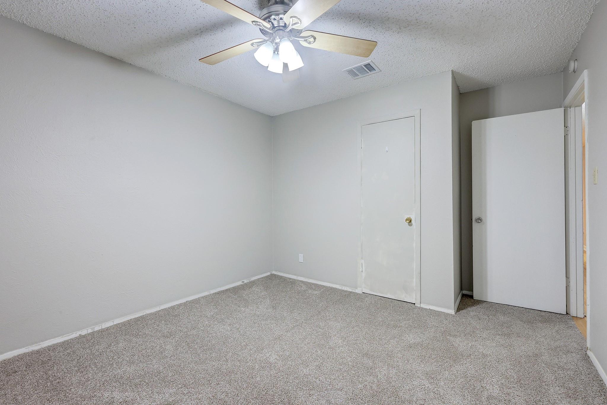 6300 Capriola Dr Property Photo 15
