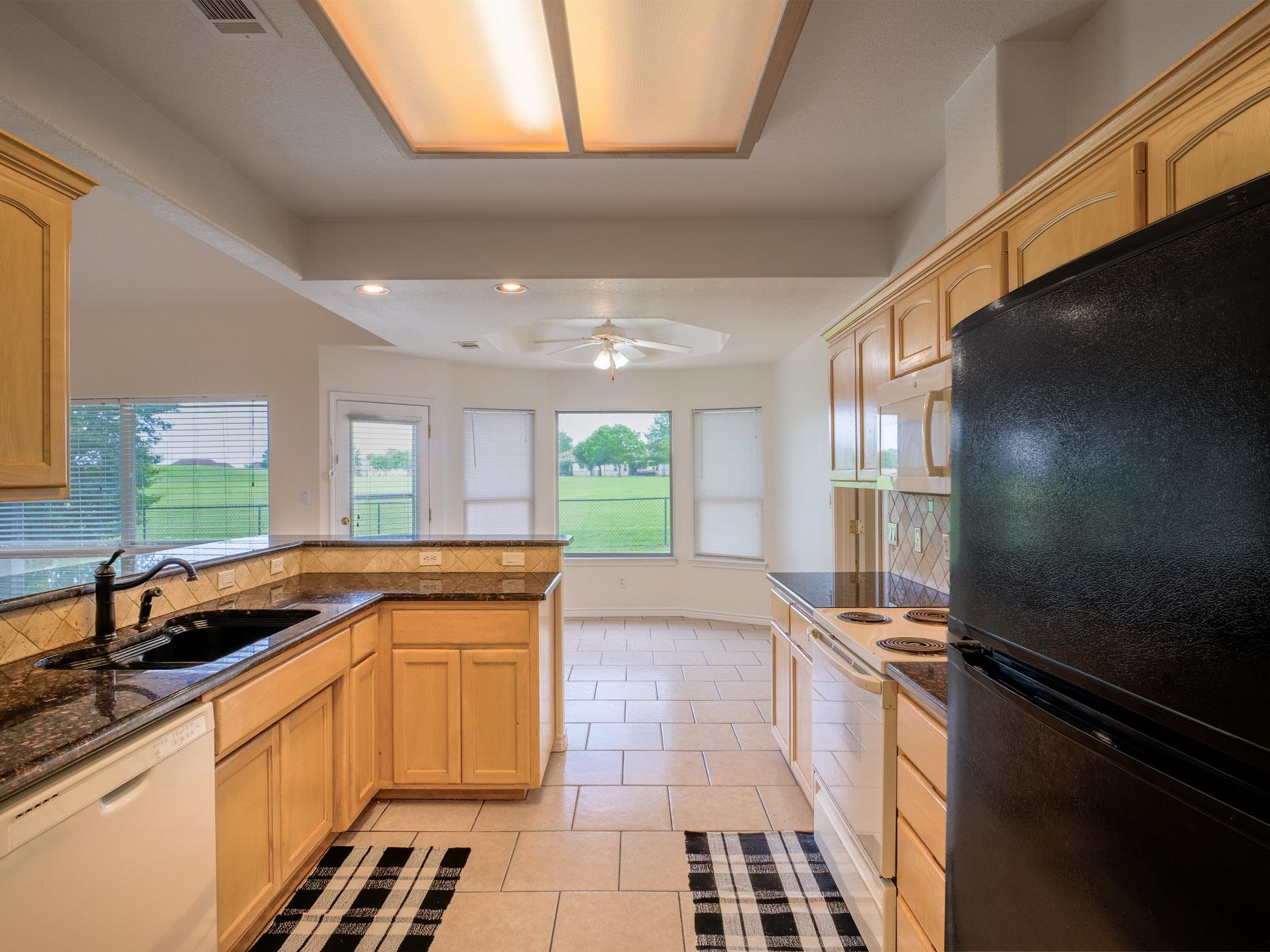 408 Spyglass St Property Photo 11