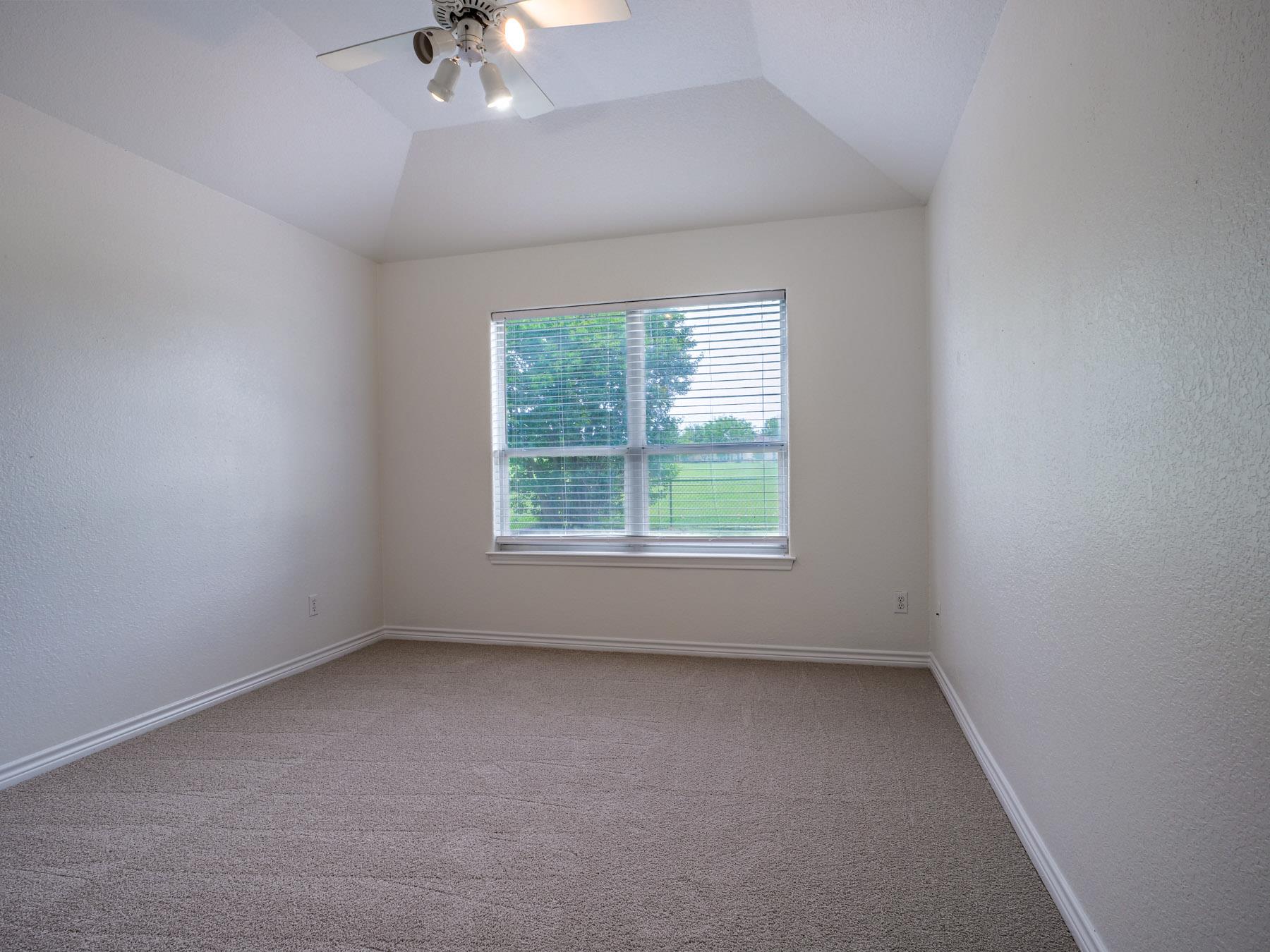408 Spyglass St Property Photo 19
