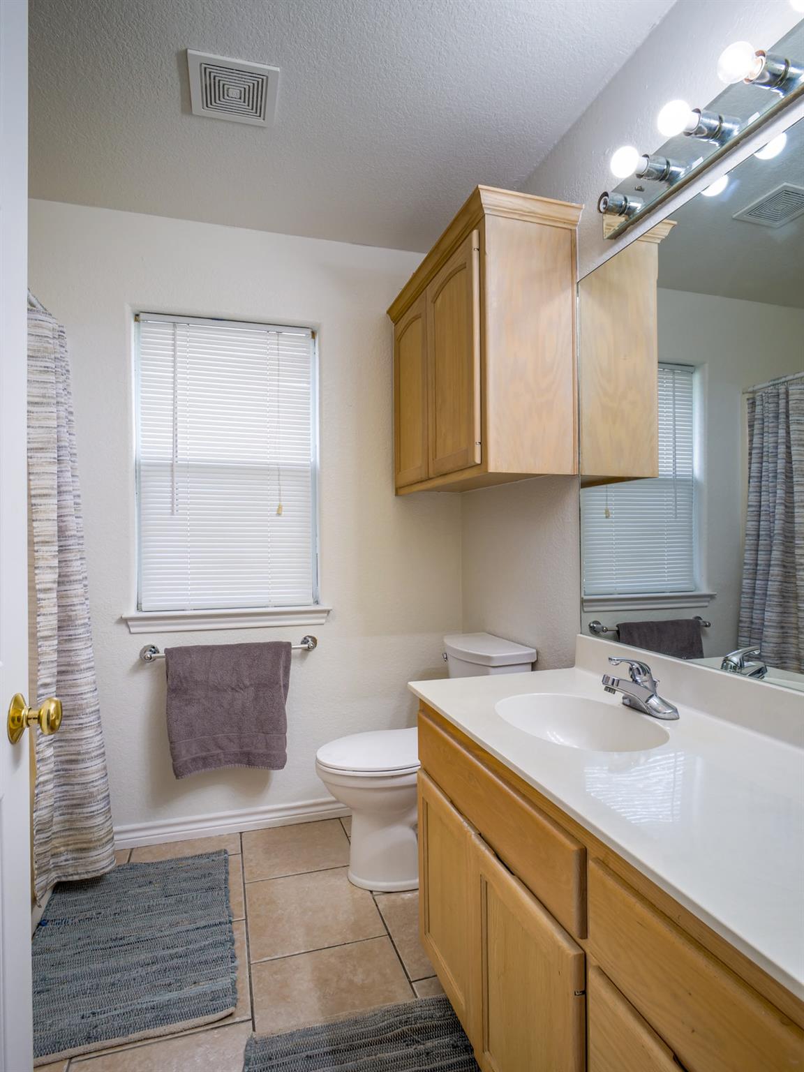 408 Spyglass St Property Photo 20