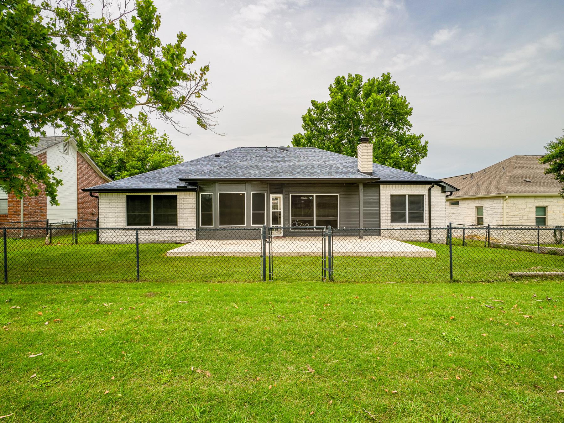 408 Spyglass St Property Photo 24