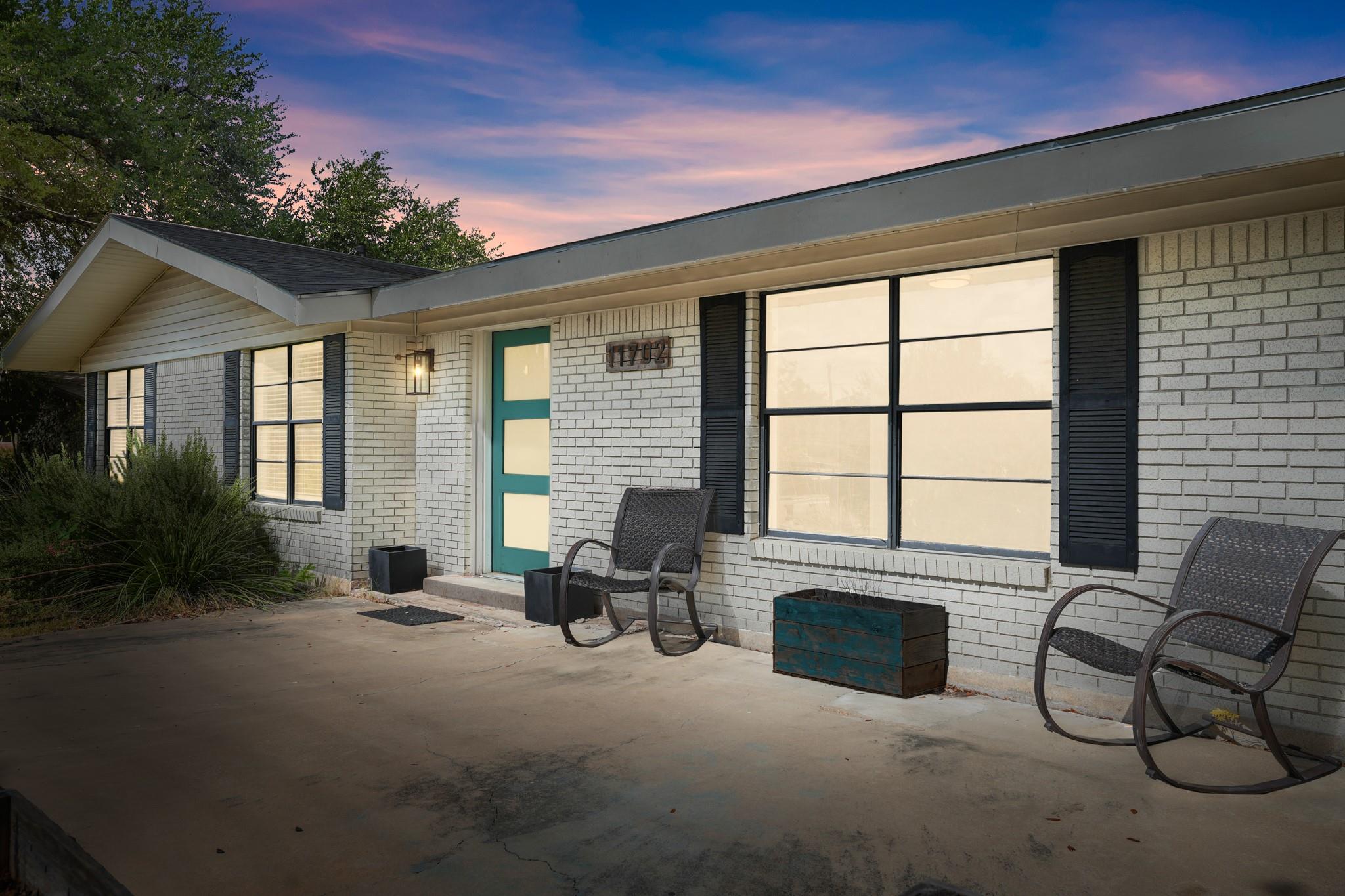 11702 Oak Trl Property Photo 1