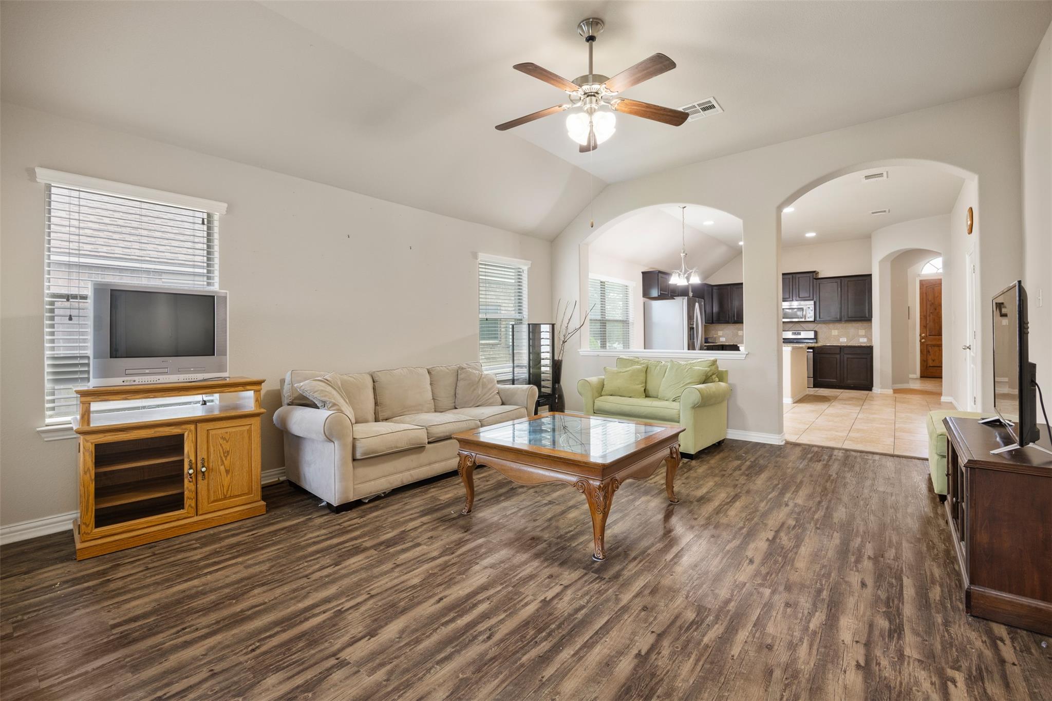 258 Snow Owl Holw Property Photo 7