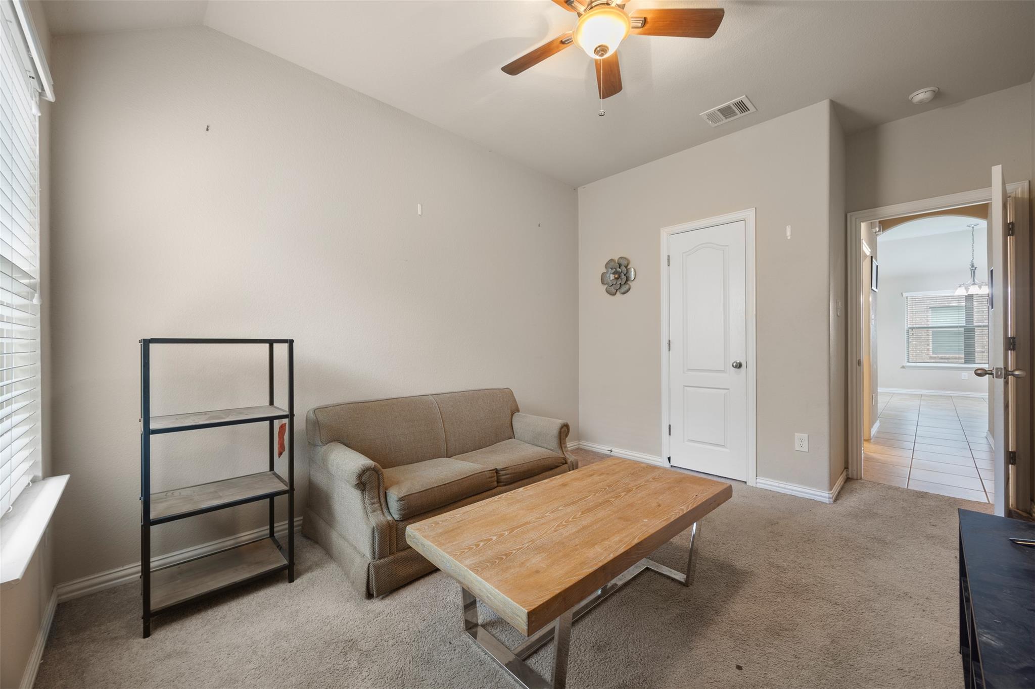 258 Snow Owl Holw Property Photo 16