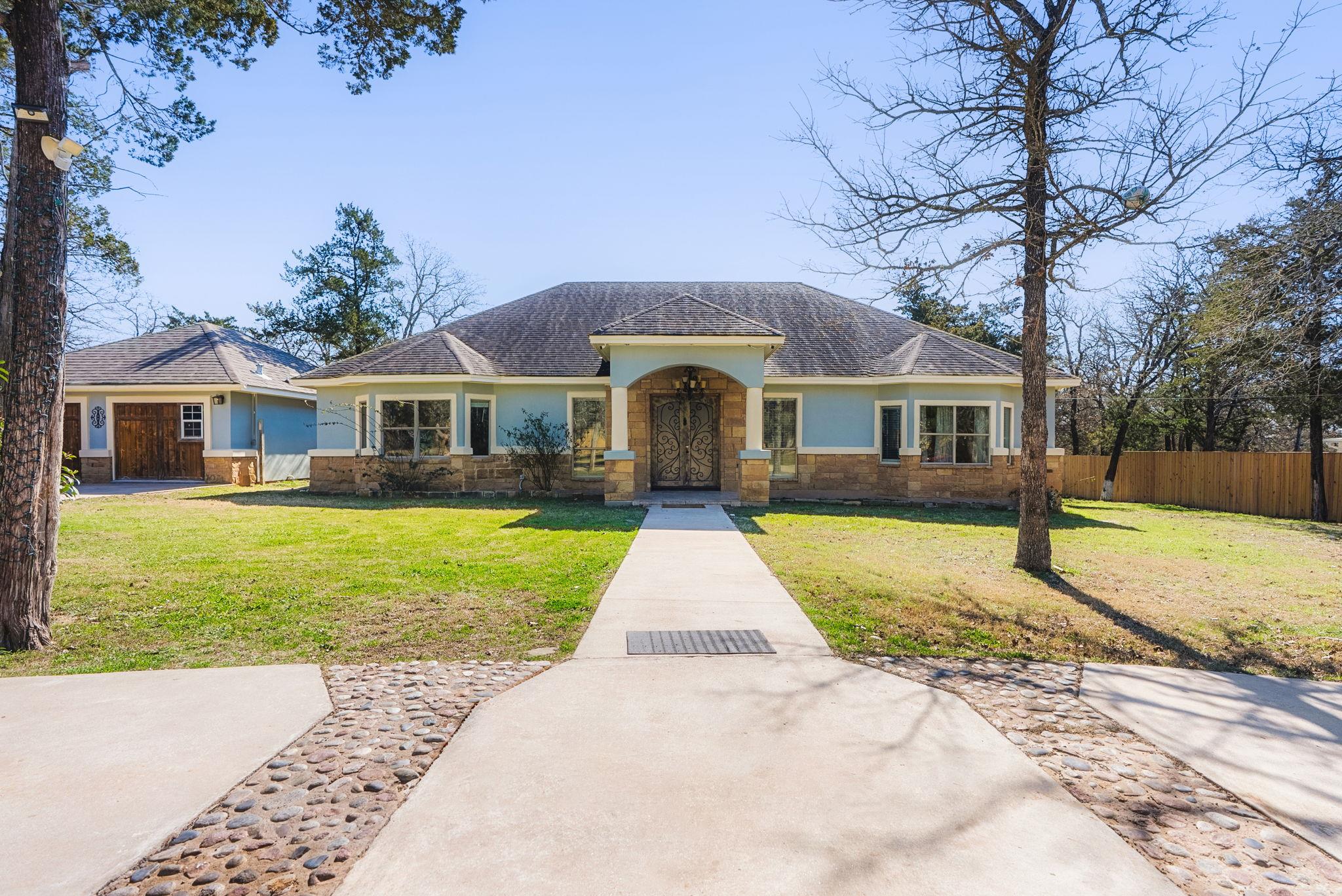 147 Lantana Dr Property Photo