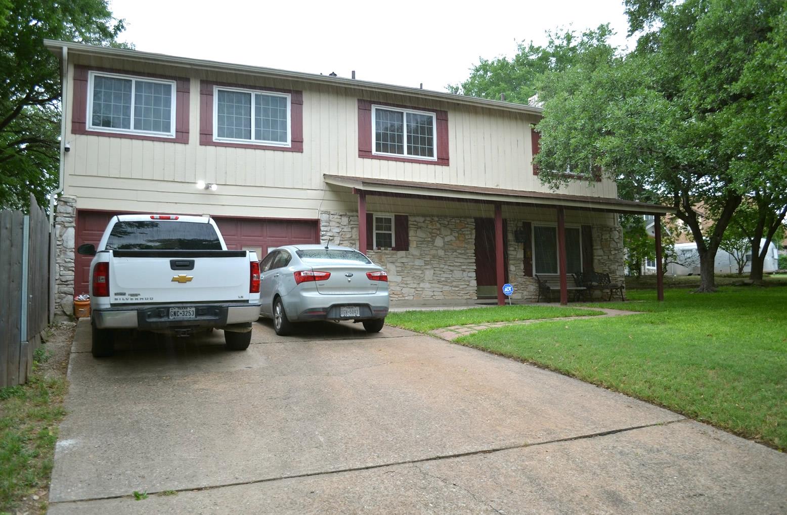 907 Pepperell Ct Property Photo 18
