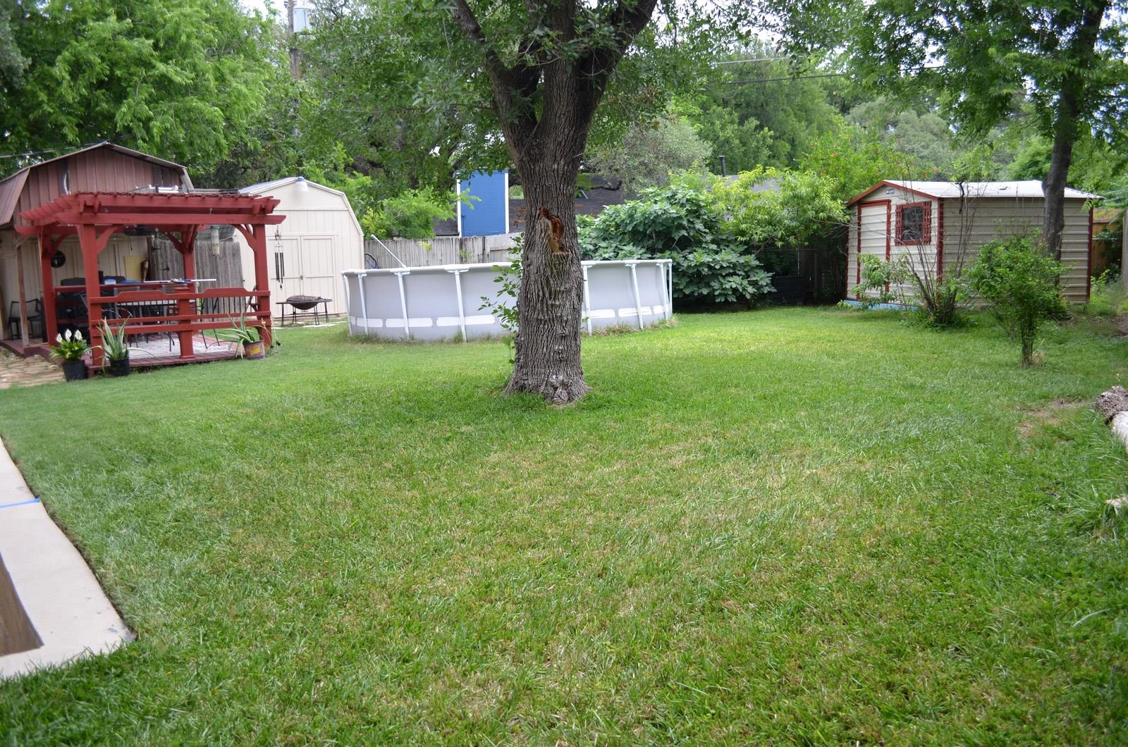 907 Pepperell Ct Property Photo 33