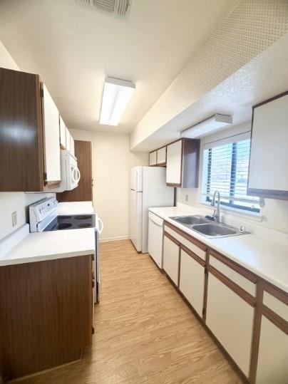 728 W San Antonio St #728 A Property Photo 3