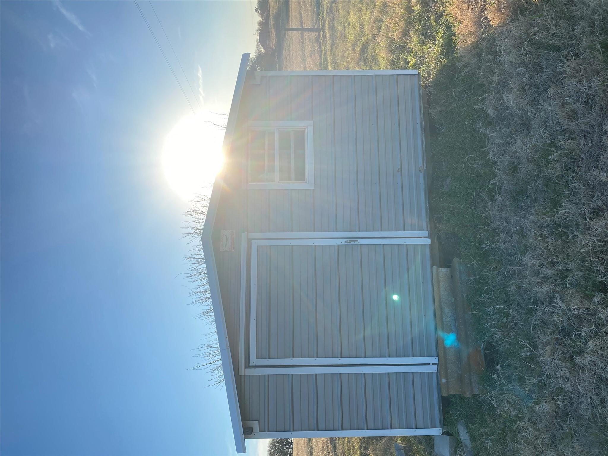 465 Oak Grove Rd Property Photo 9