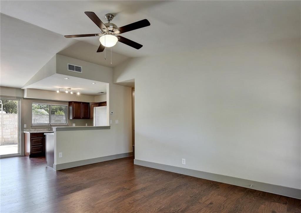 9415 Quail Meadow Dr Property Photo 29