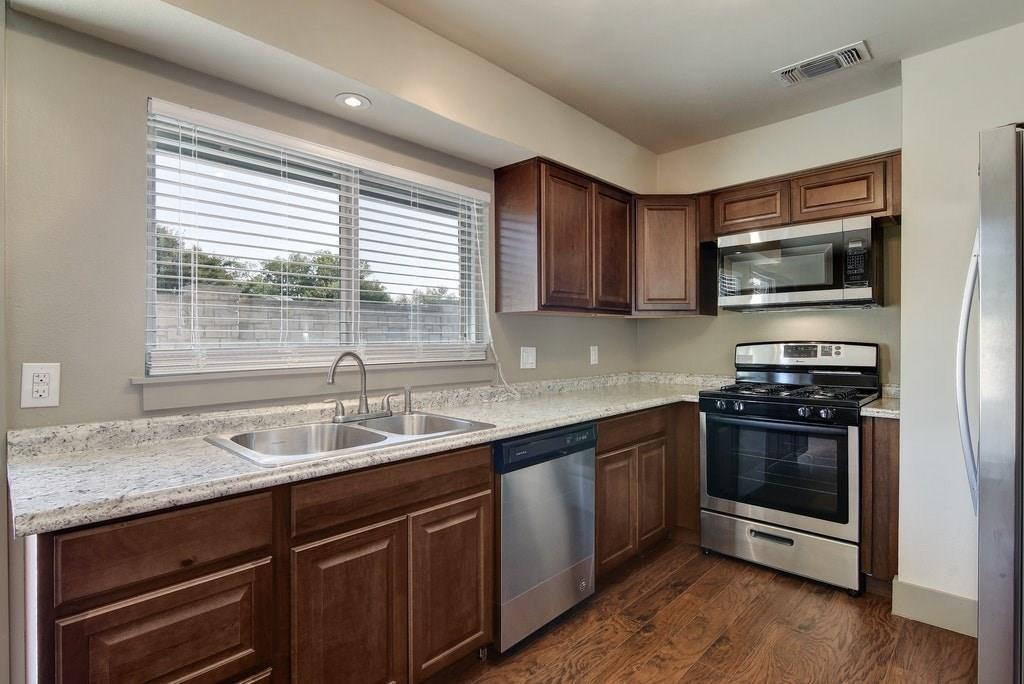 9415 Quail Meadow Dr Property Photo 30