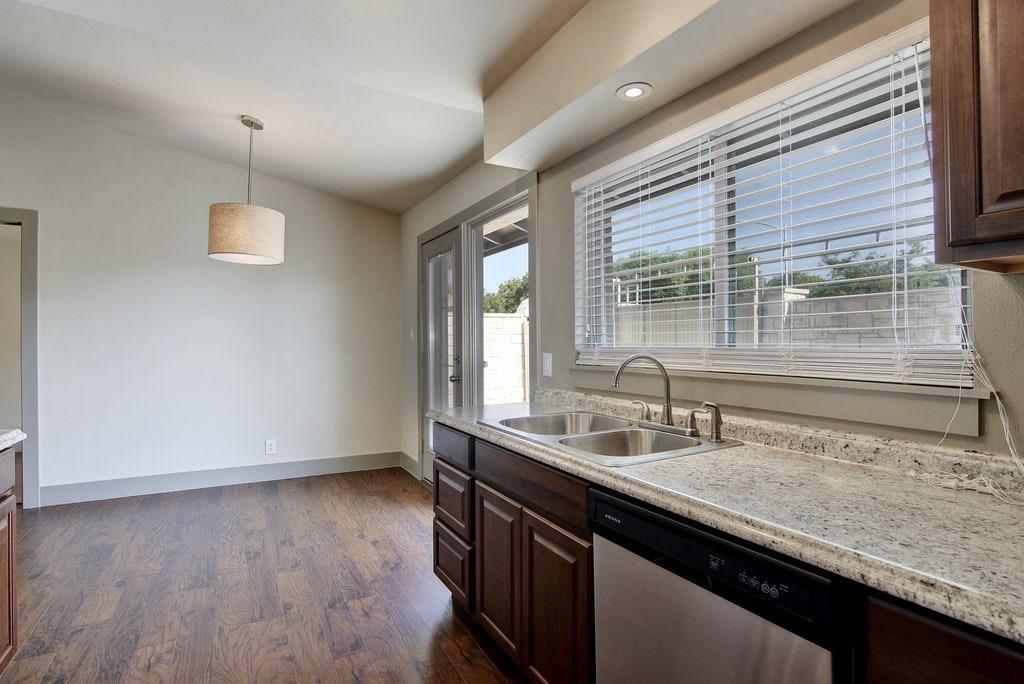 9415 Quail Meadow Dr Property Photo 32