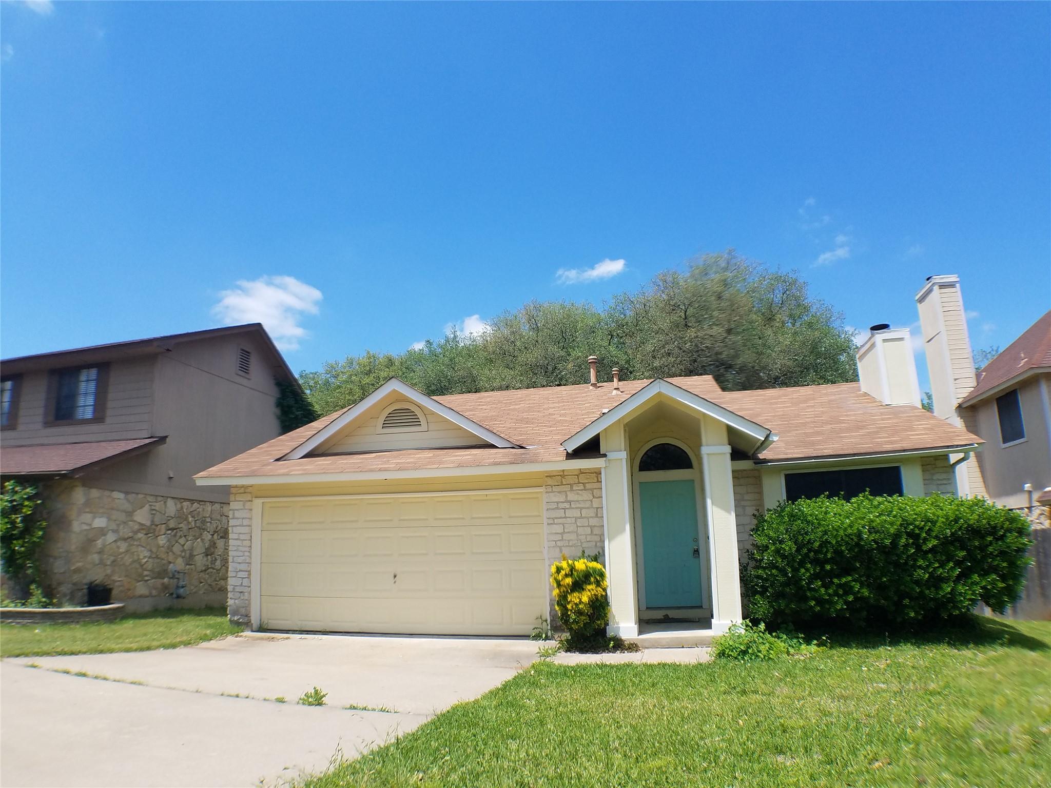 8310 Los Ranchos Dr Property Photo 1