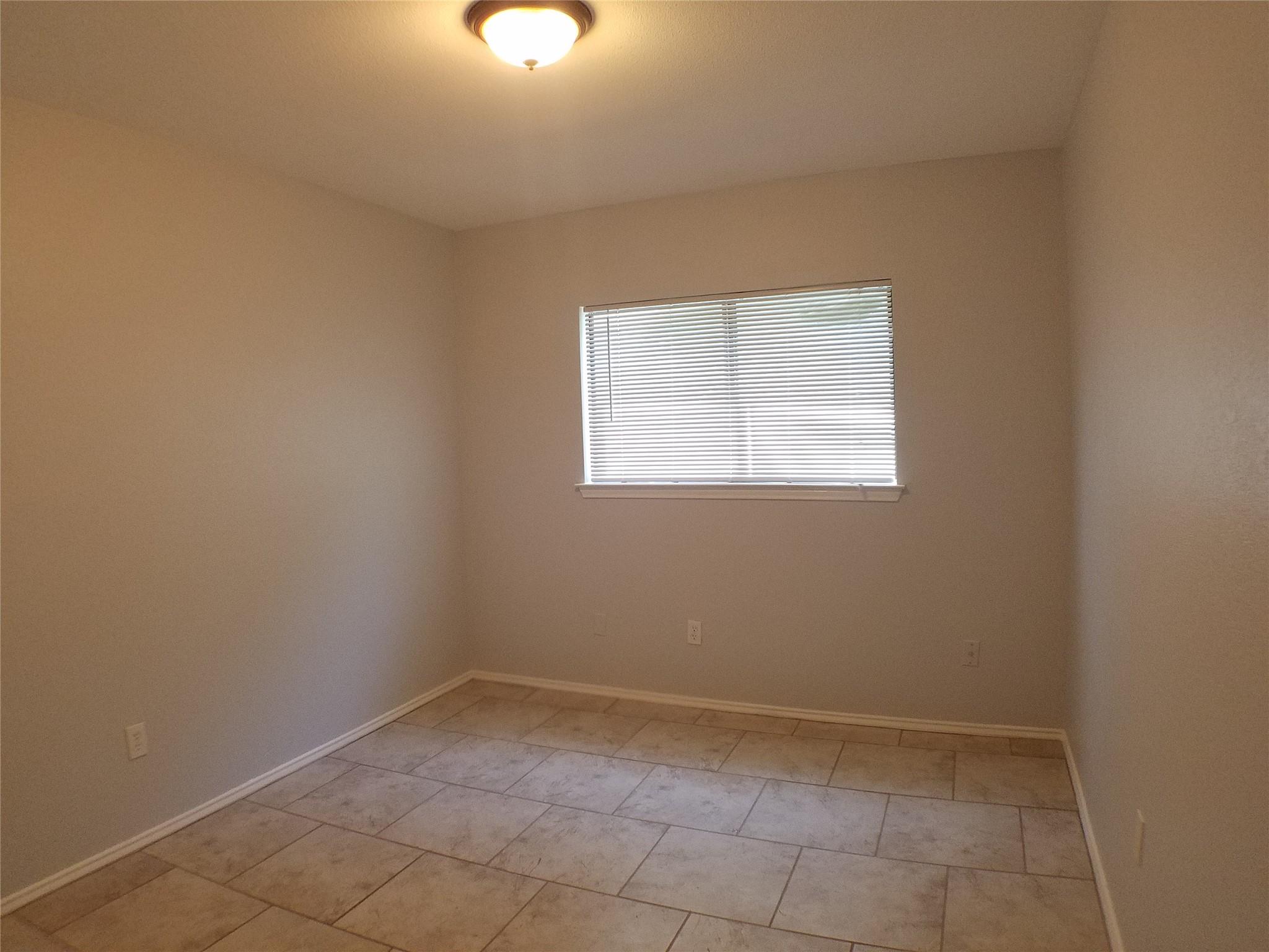 8310 Los Ranchos Dr Property Photo 22