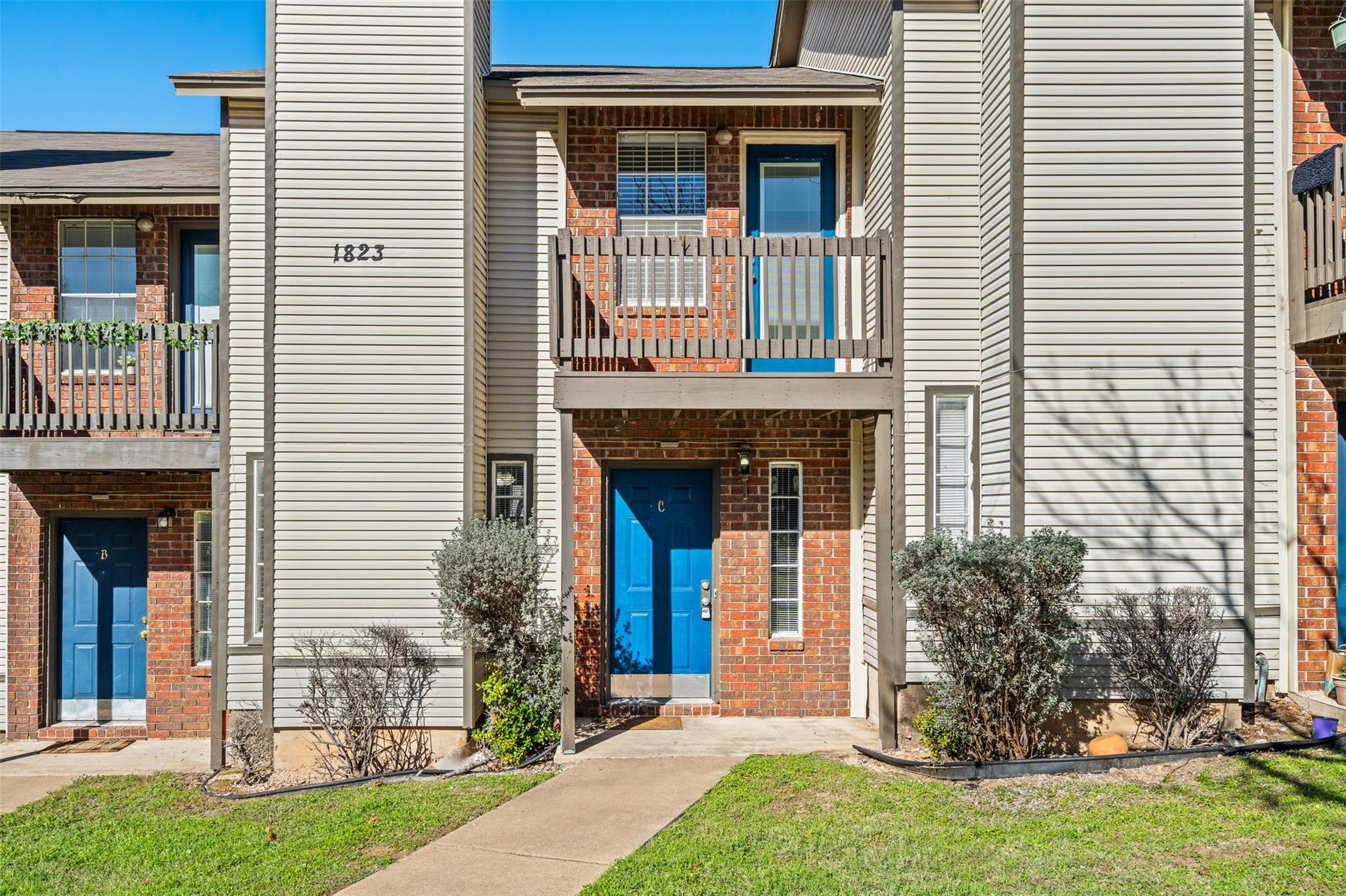 1823 River Crossing Cir #c Property Photo 3