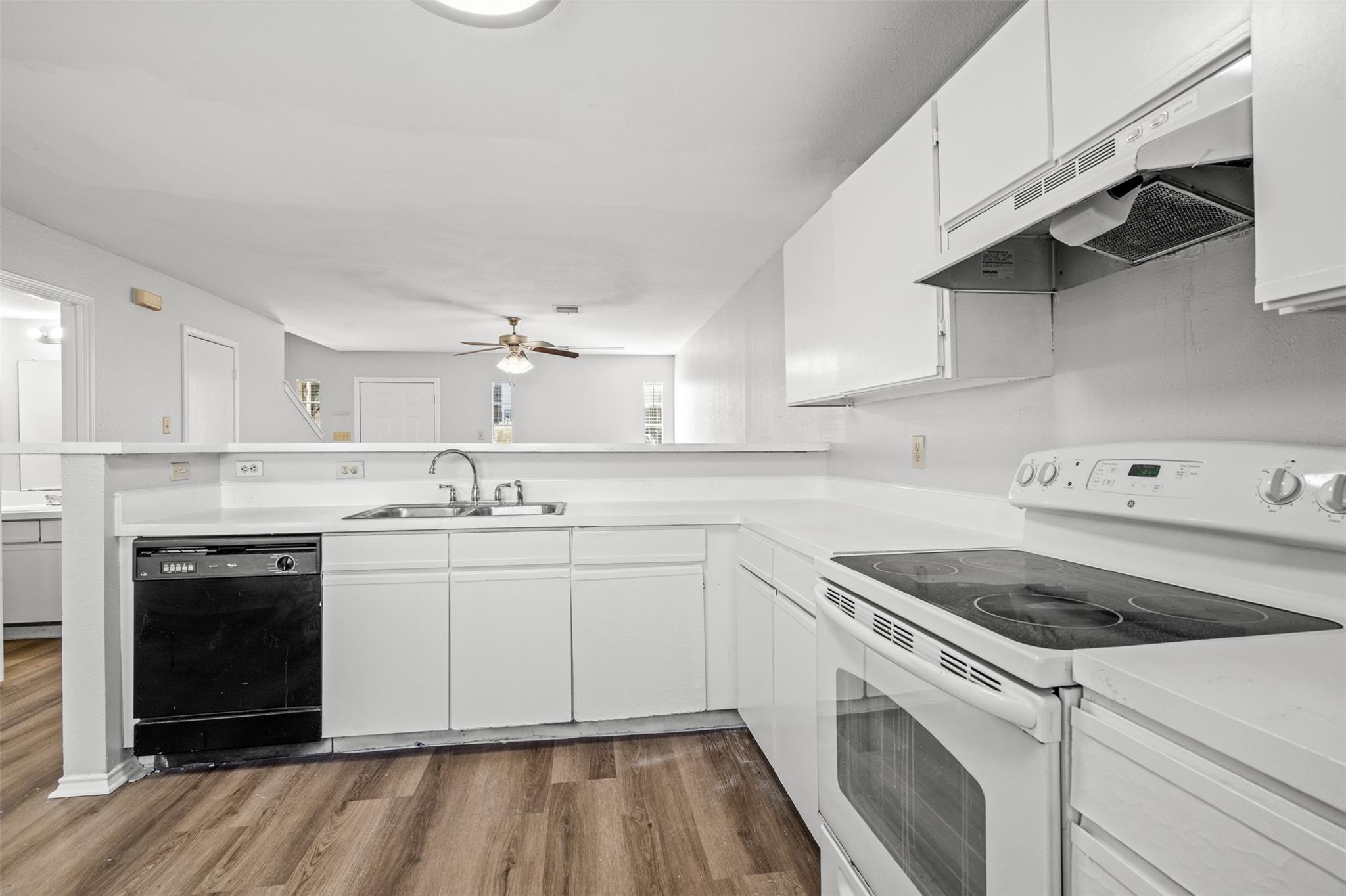 1823 River Crossing Cir #c Property Photo 10