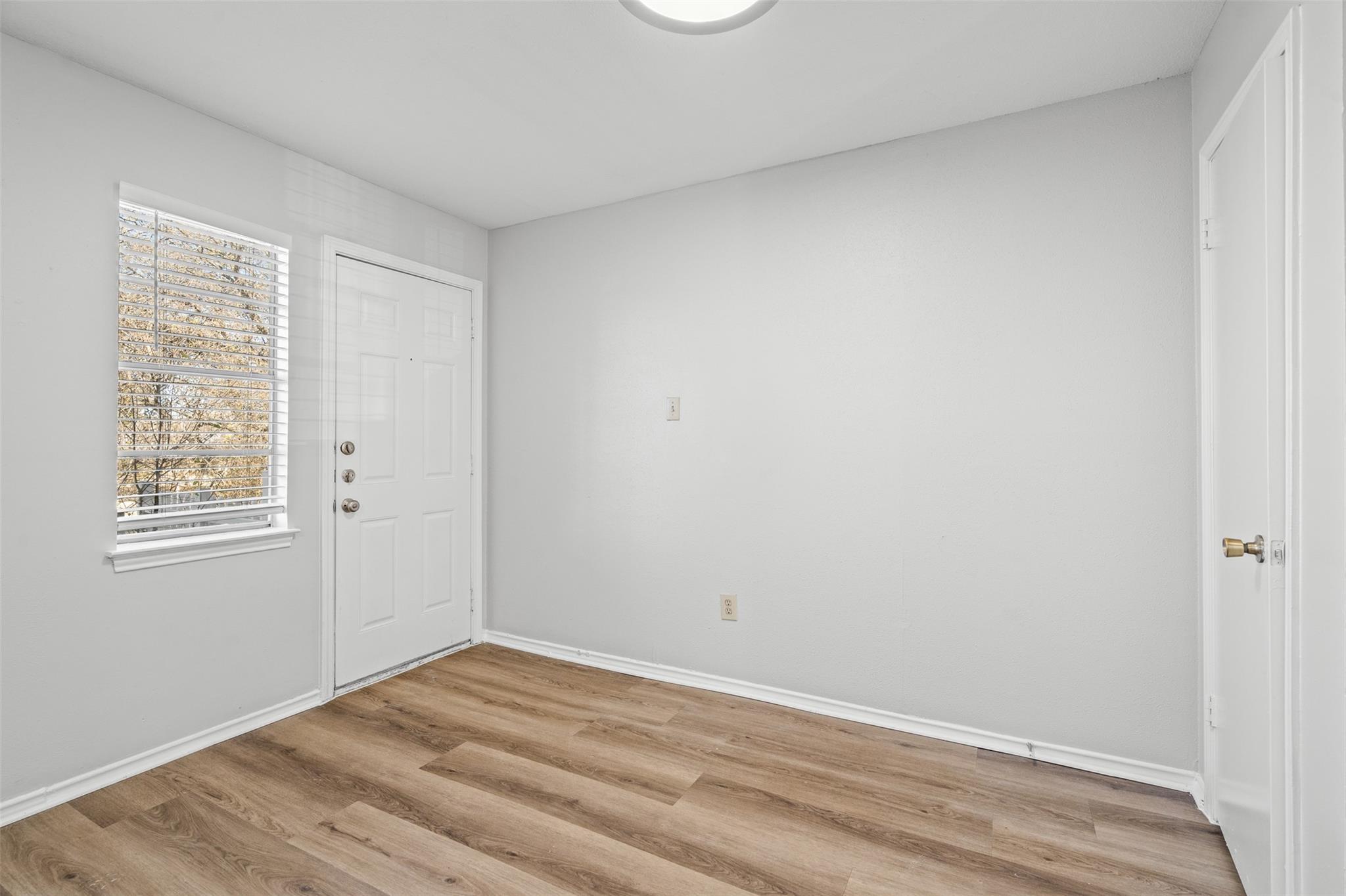 1823 River Crossing Cir #c Property Photo 12