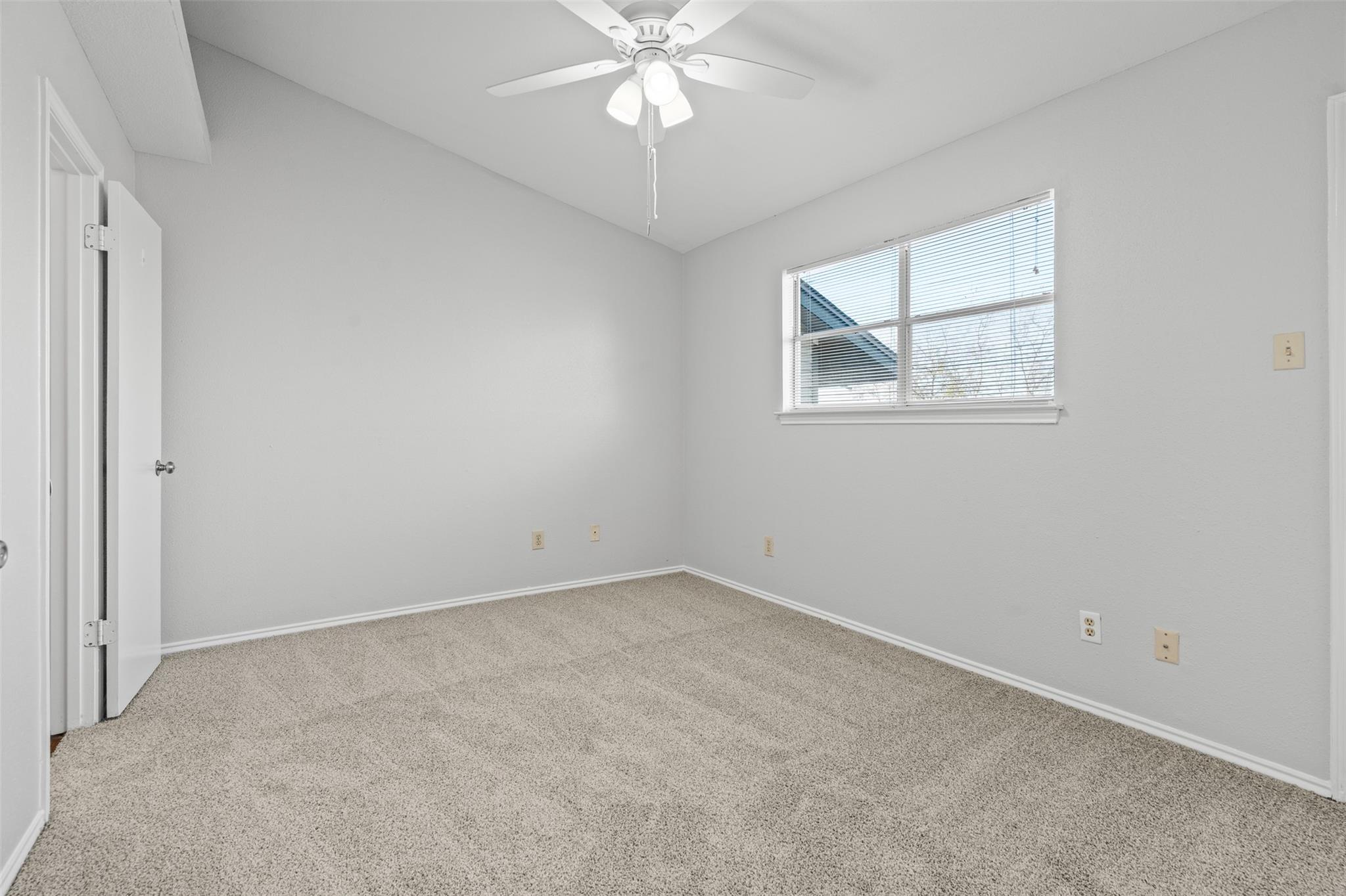 1823 River Crossing Cir #c Property Photo 26