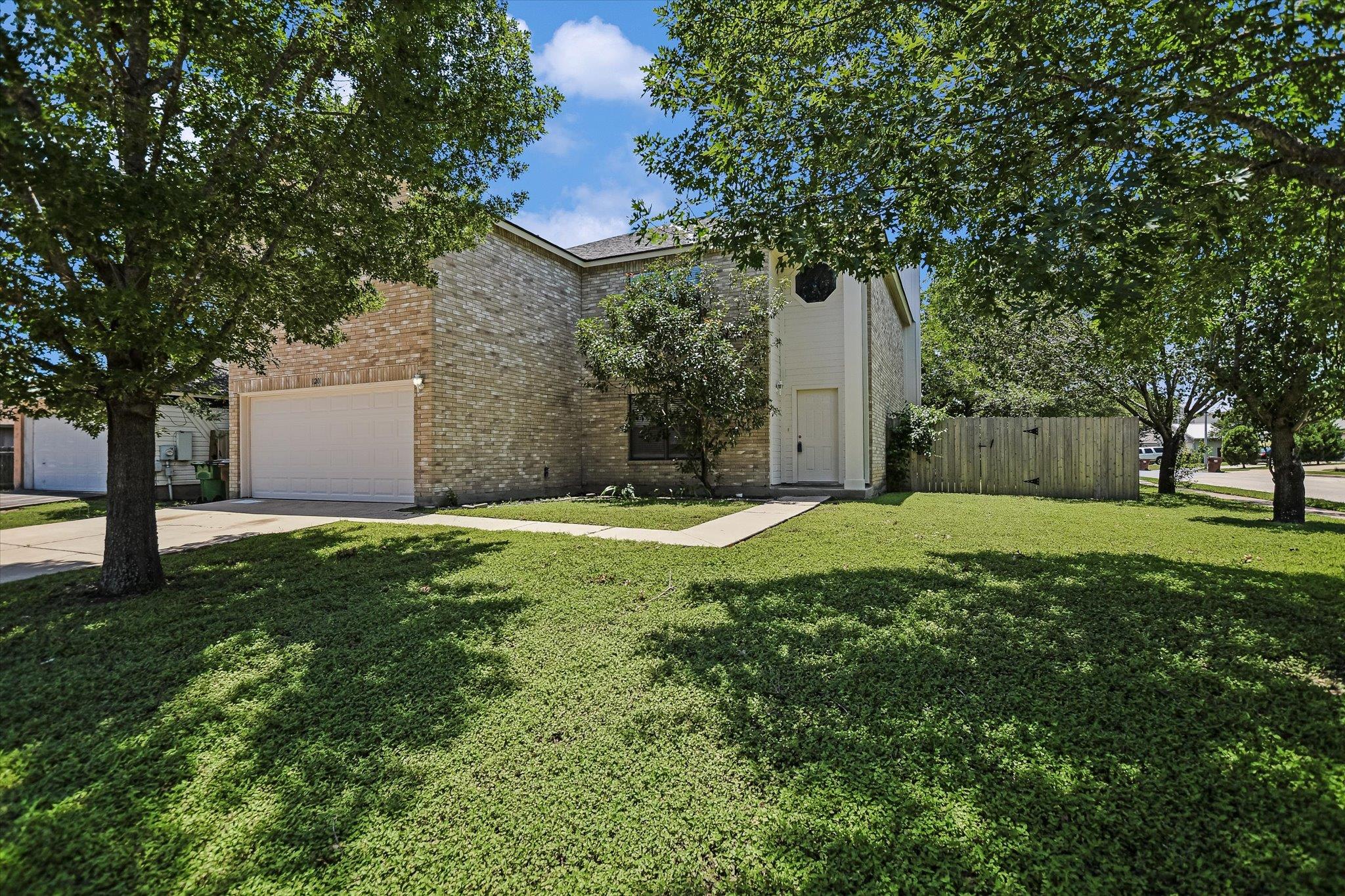 1201 Pike Path Property Photo 1