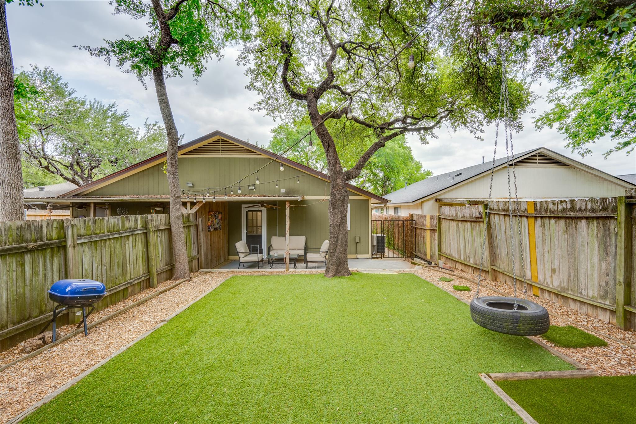 2412 Thornton Rd #b Property Photo 1