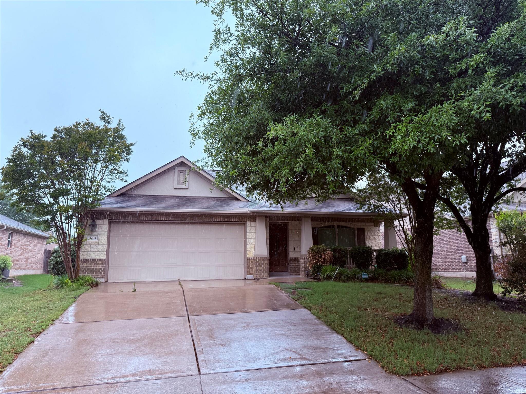 1704 Tranquility Ln Property Photo 1